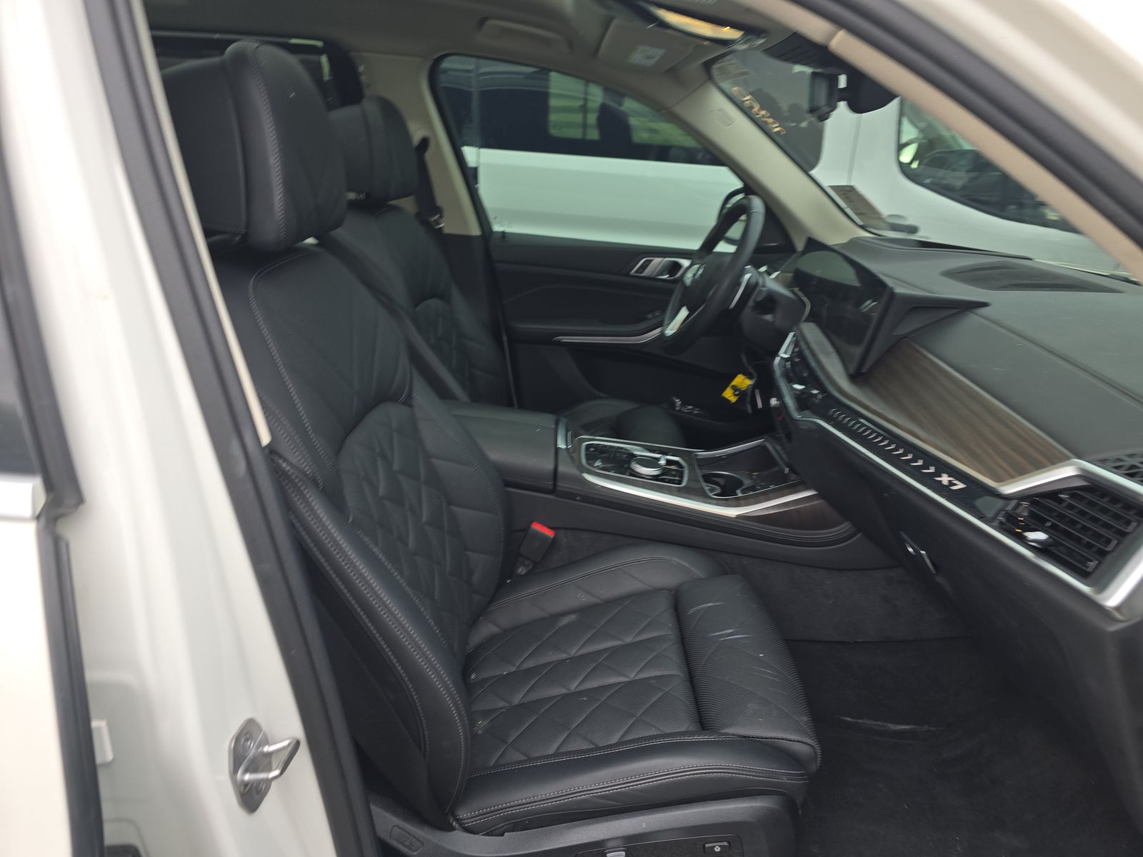 2024 BMW X7 xDrive40i AWD