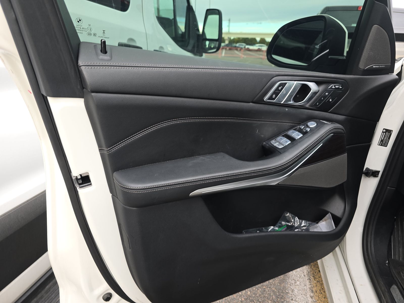 2024 BMW X7 xDrive40i AWD