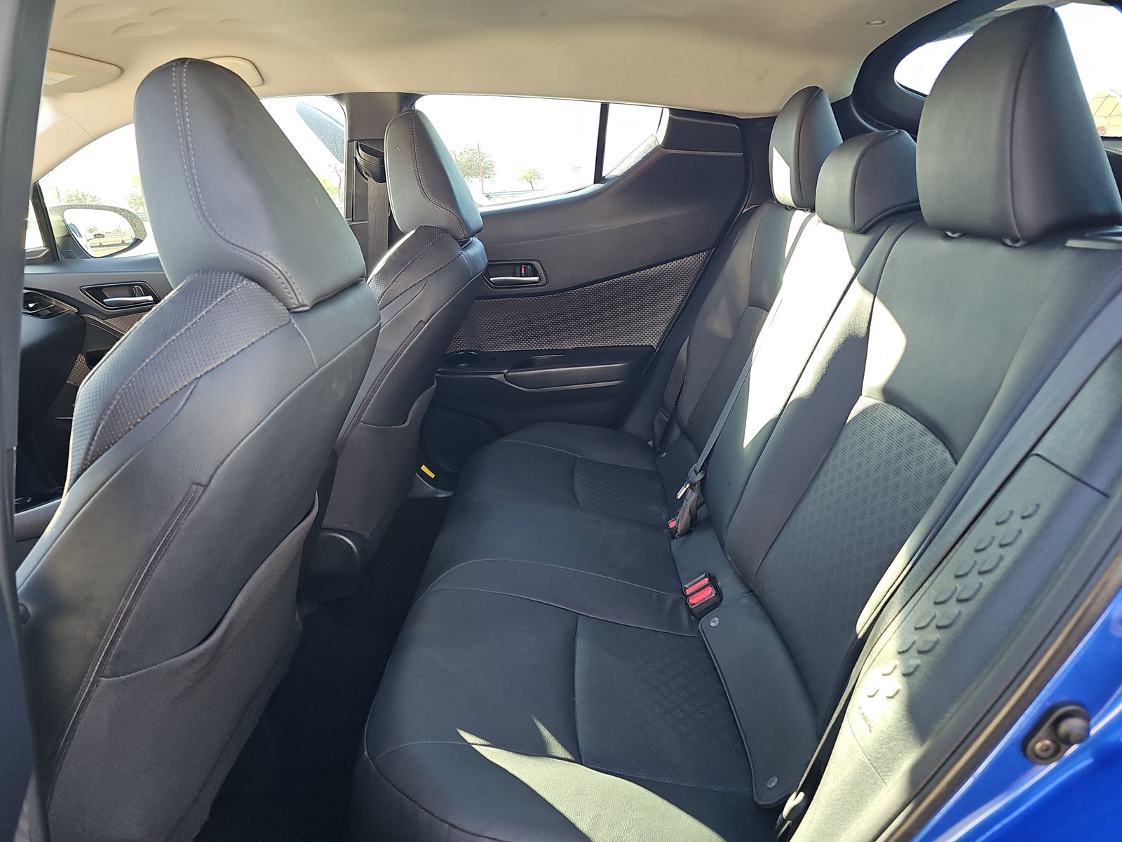 2022 Toyota C-HR Limited FWD