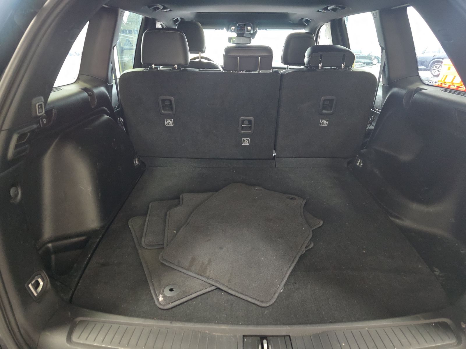 2022 Jeep Grand Cherokee Altitude AWD