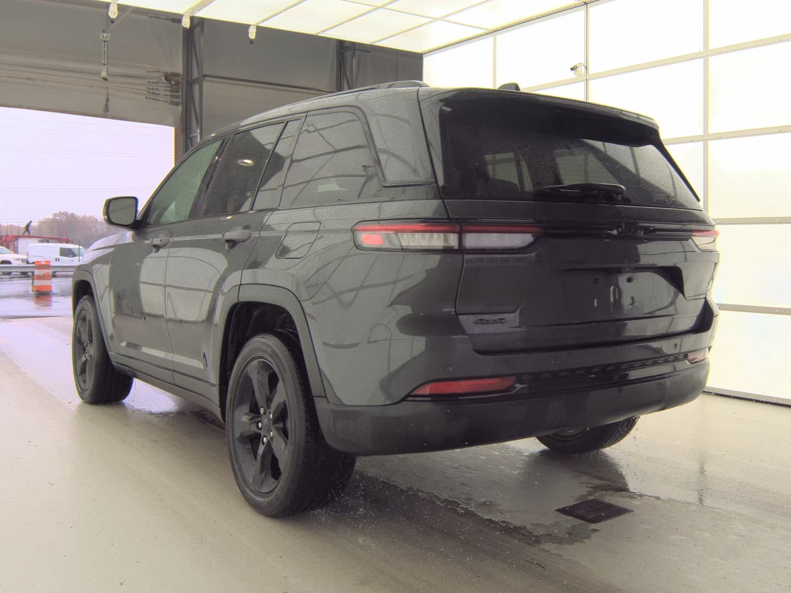 2022 Jeep Grand Cherokee Altitude AWD