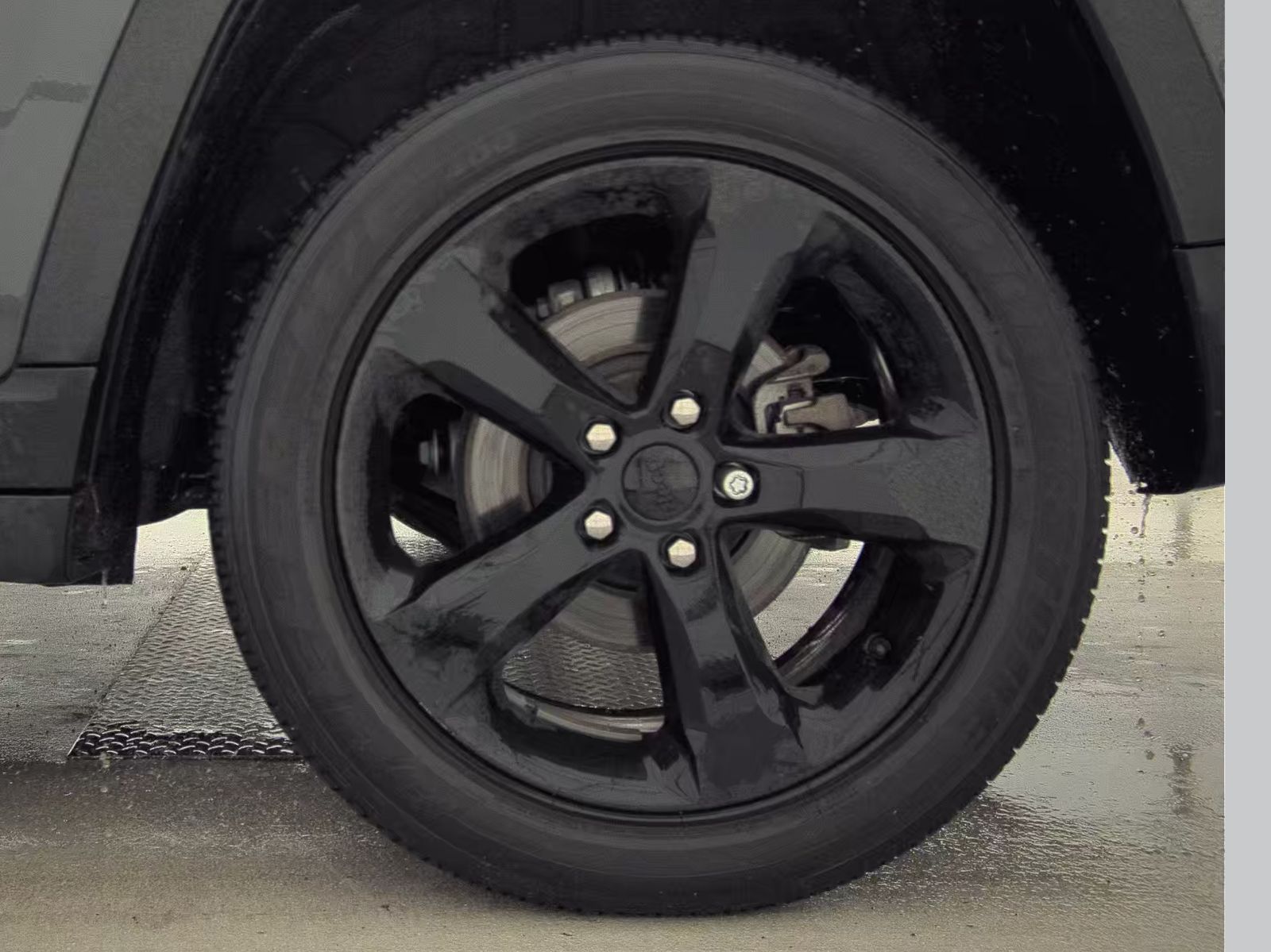 2022 Jeep Grand Cherokee Altitude AWD