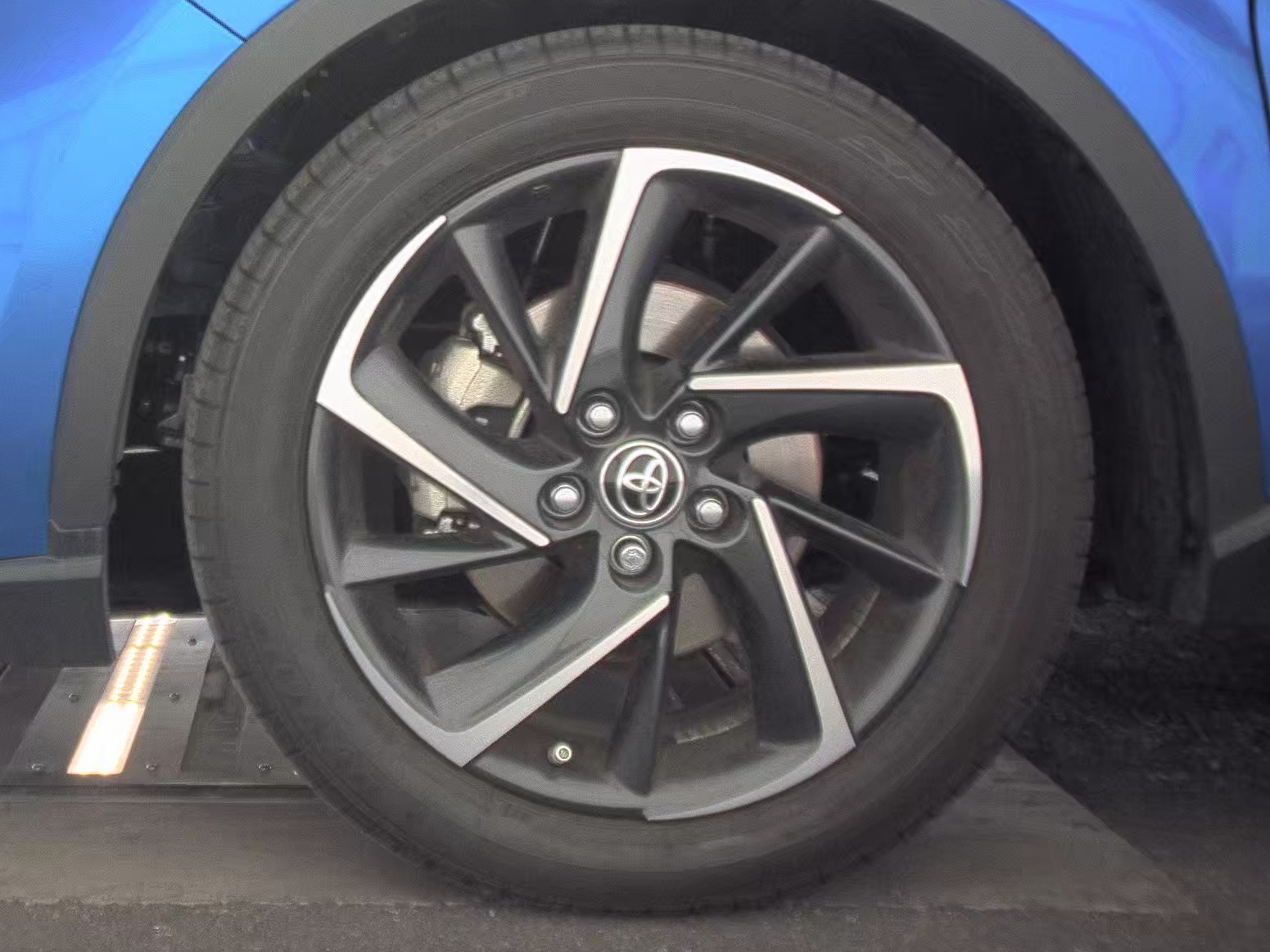 2022 Toyota C-HR Limited FWD