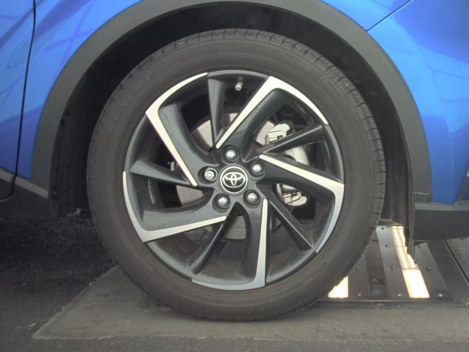 2022 Toyota C-HR Limited FWD