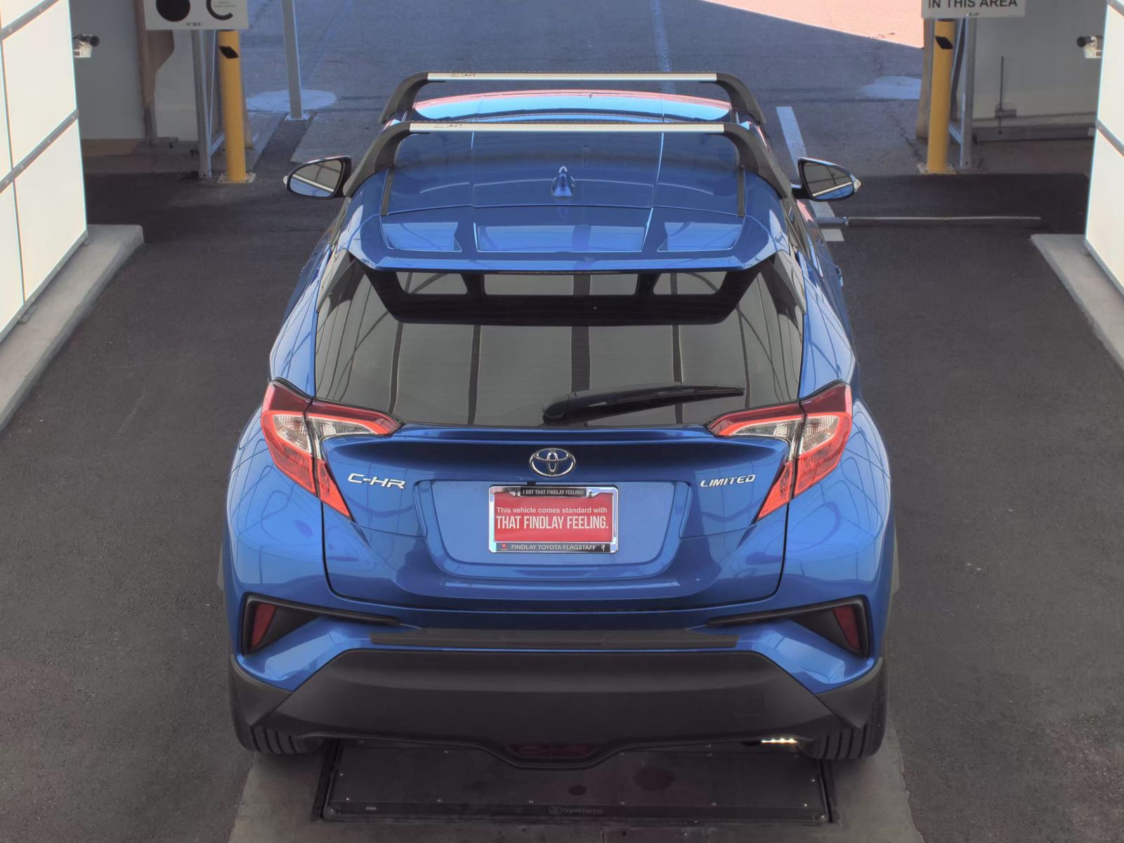 2022 Toyota C-HR Limited FWD