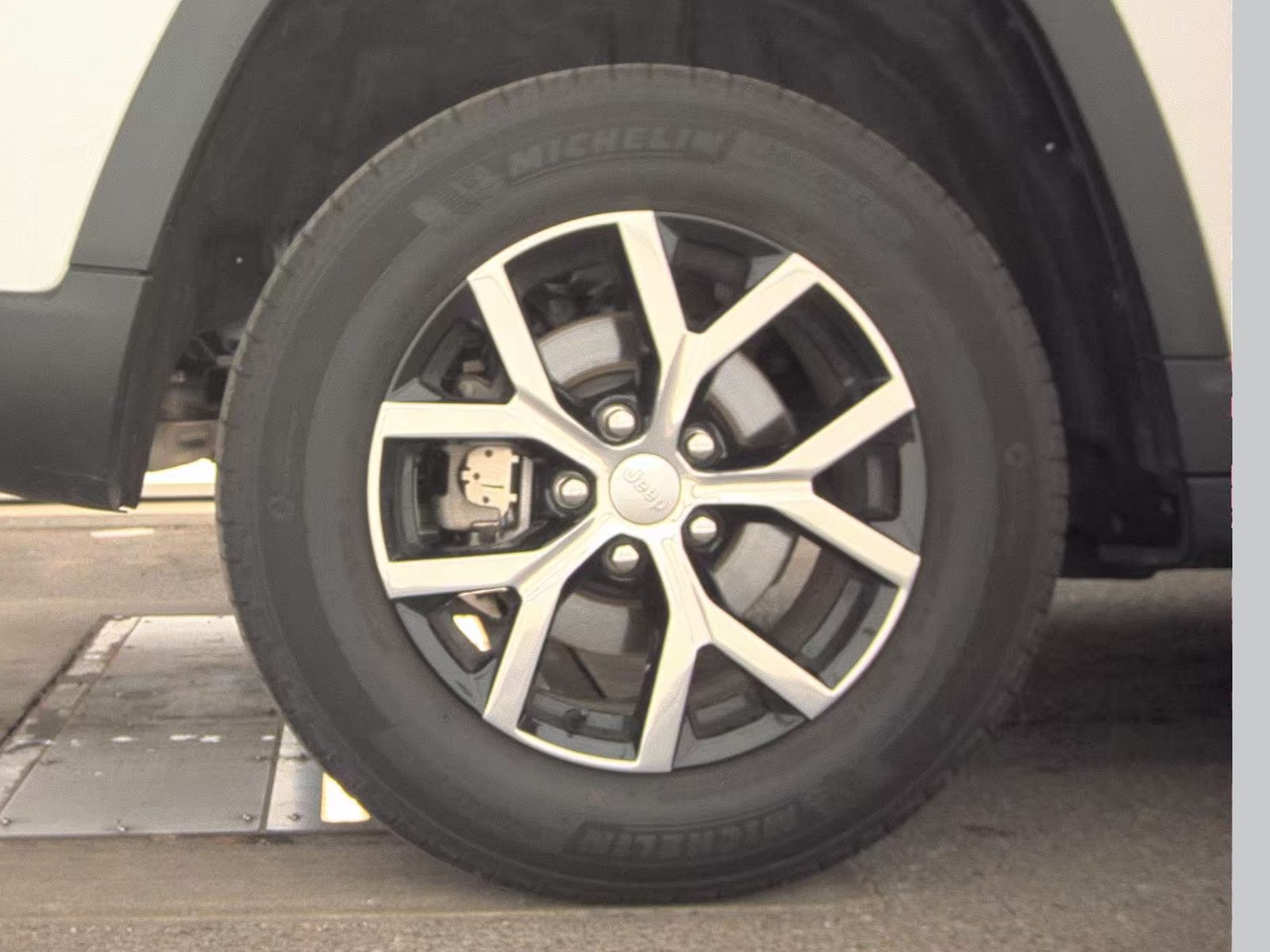 2024 Jeep Grand Cherokee Limited AWD