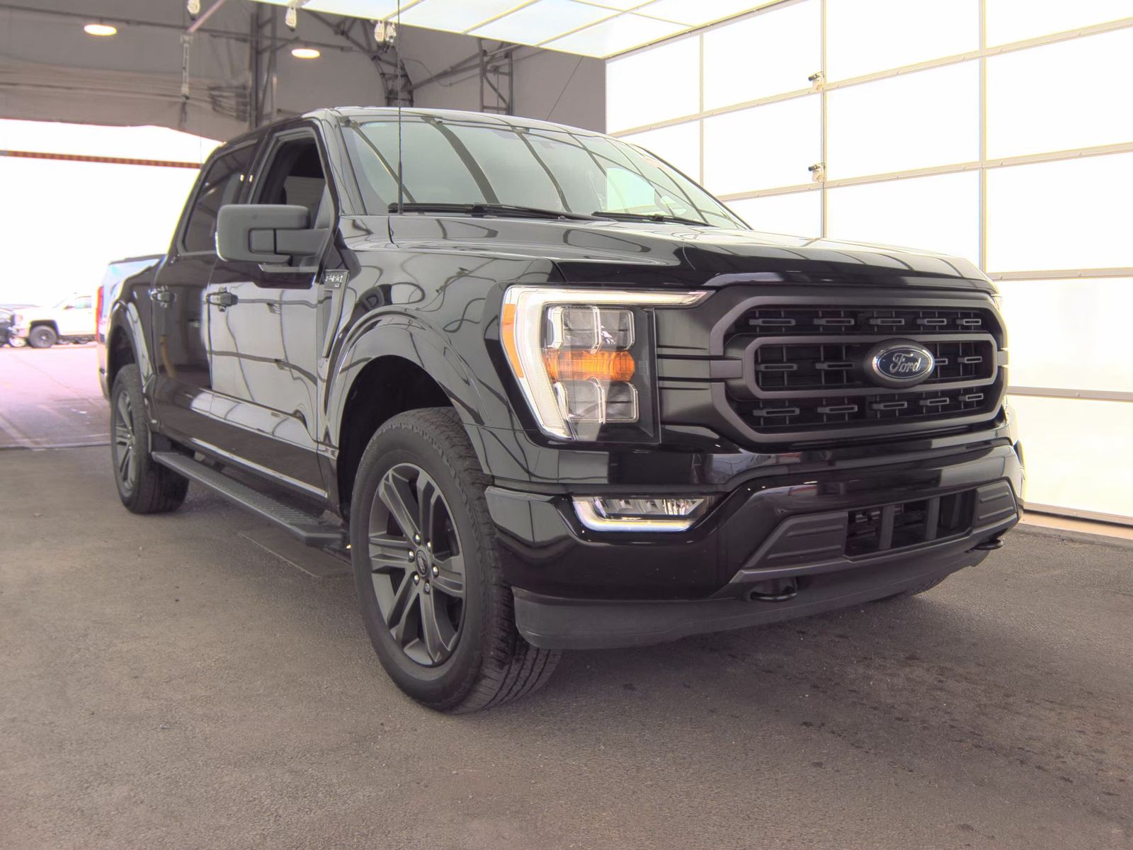 2023 Ford F-150 XLT AWD