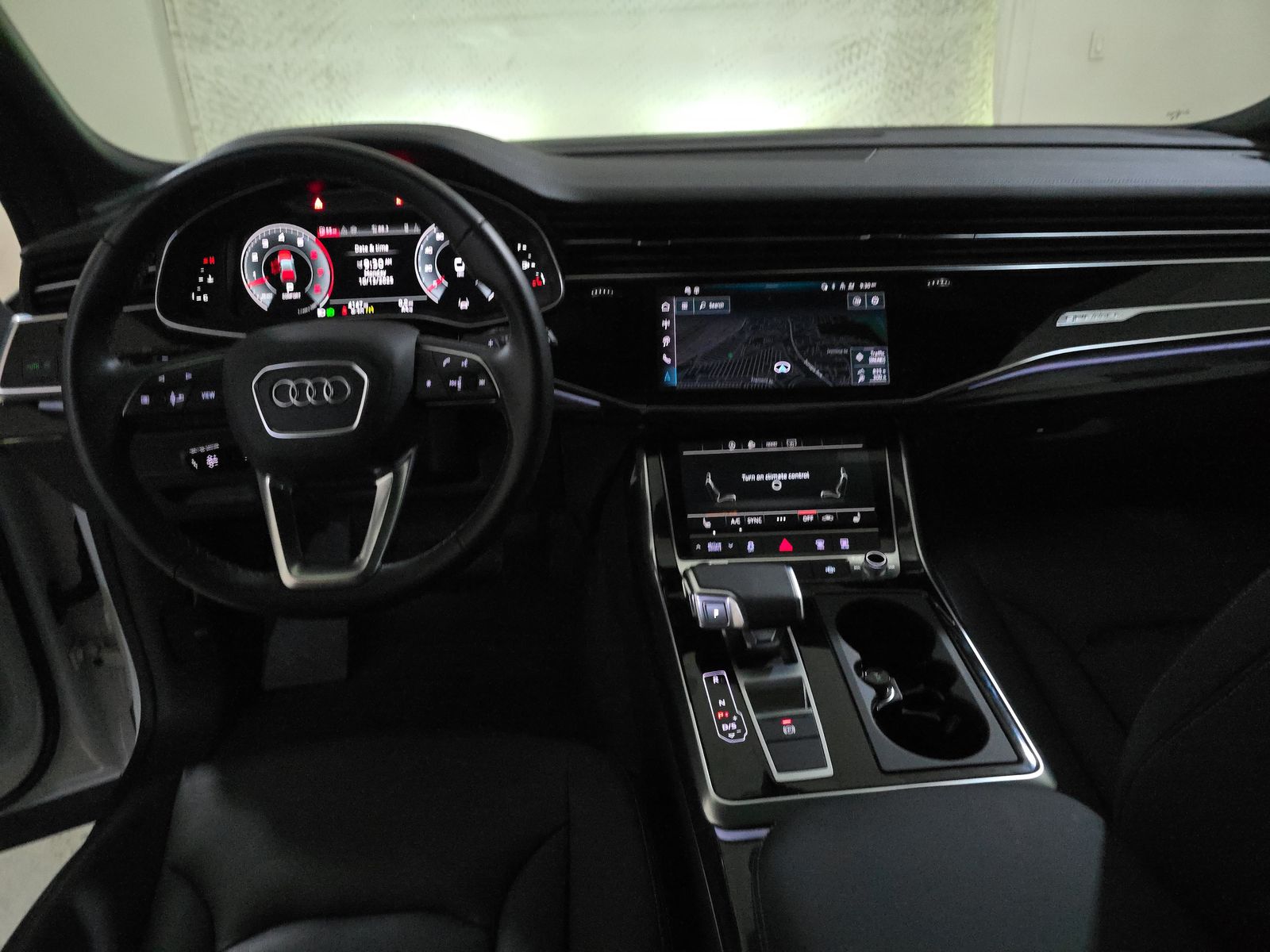 2025 Audi Q8 Premium AWD