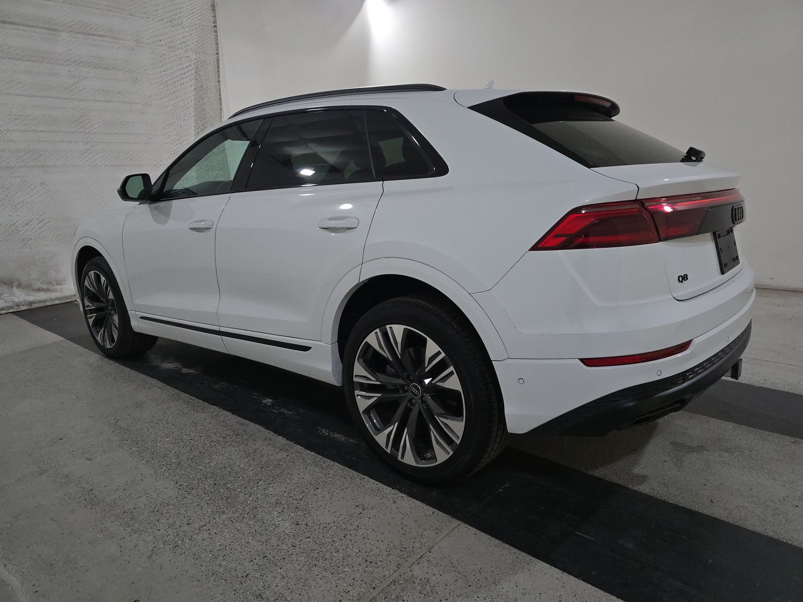 2025 Audi Q8 Premium AWD