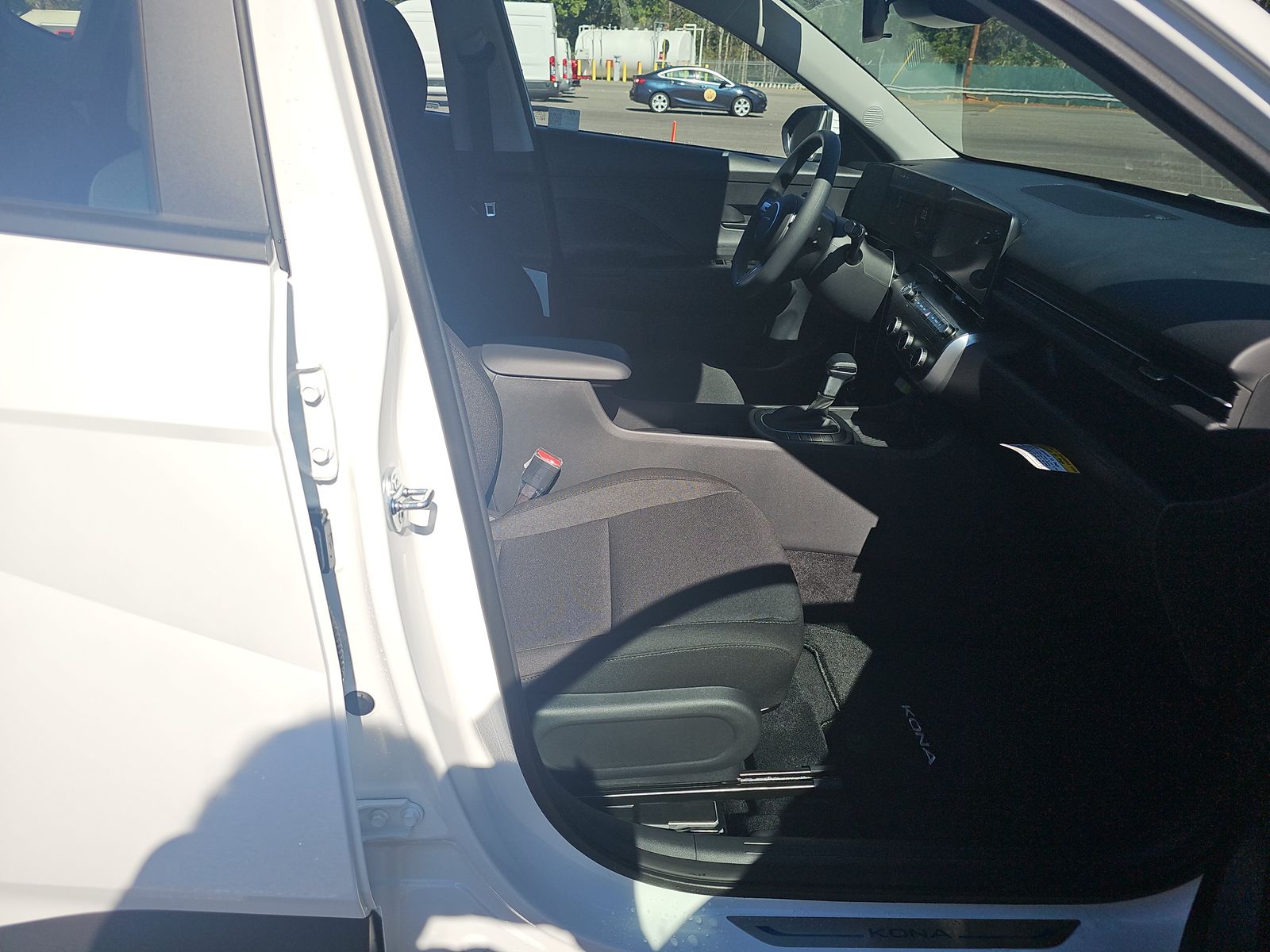 2025 Hyundai Kona SE FWD