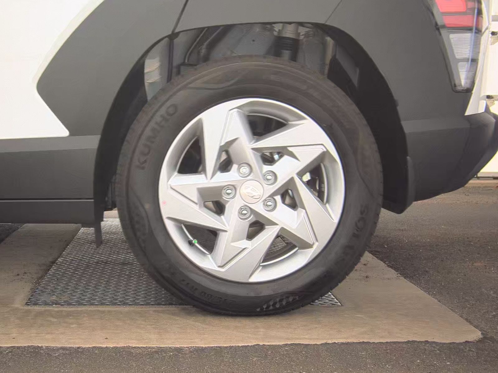 2025 Hyundai Kona SE FWD