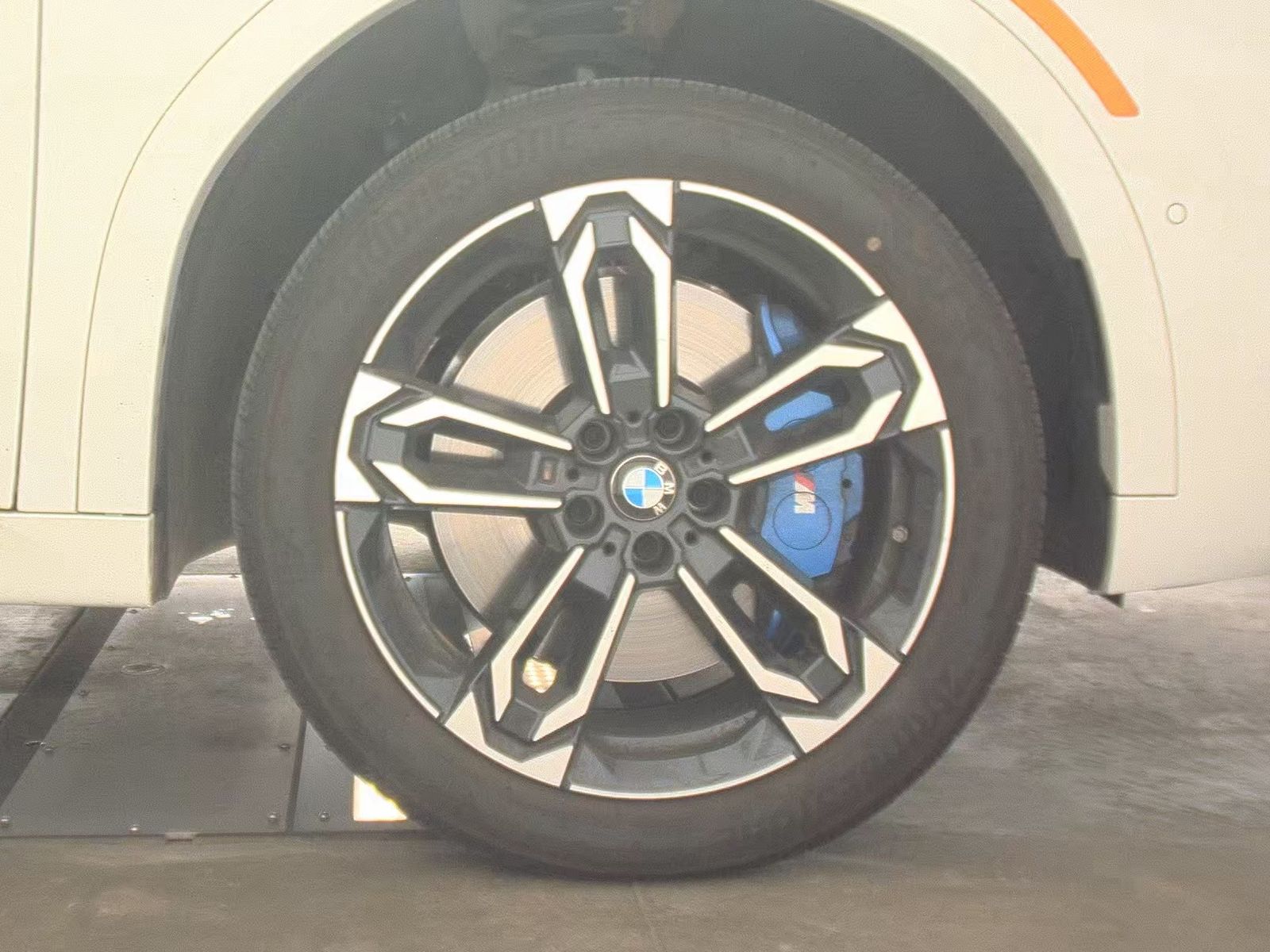 2025 BMW X2 xDrive28i AWD