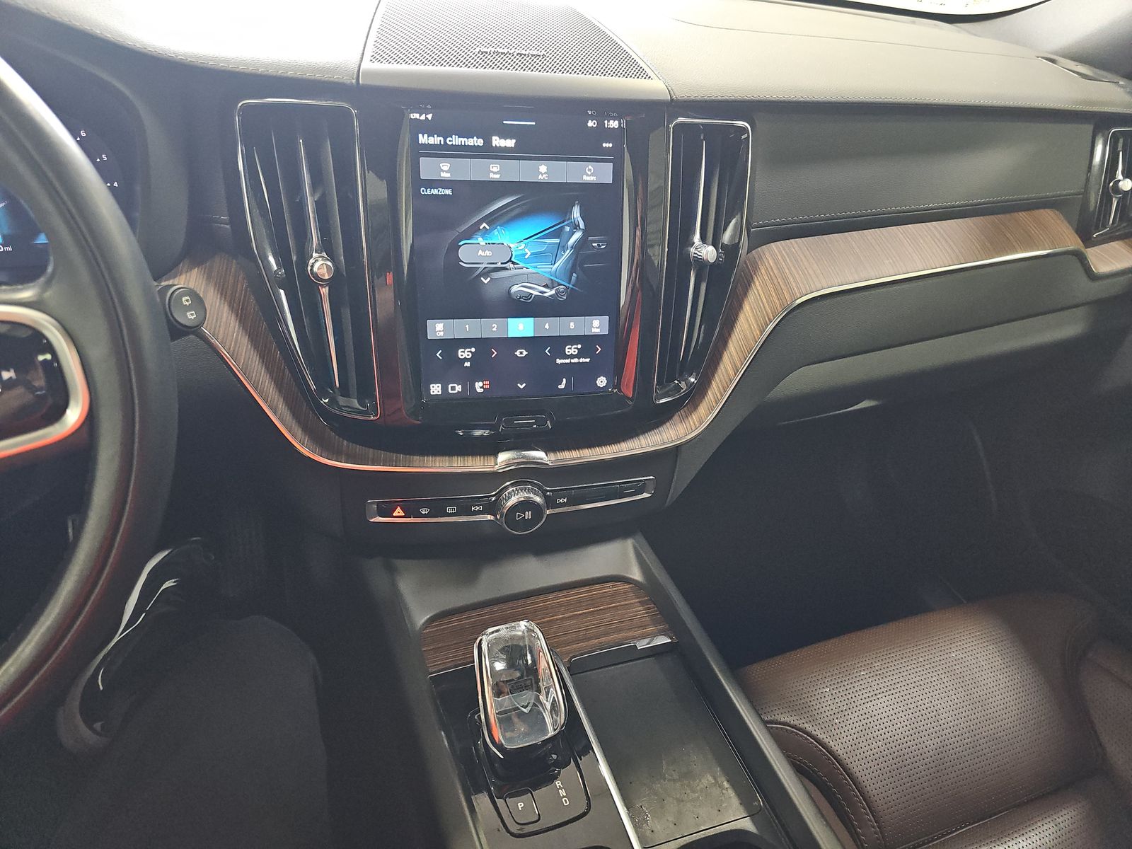 2022 Volvo XC60 B5 Inscription AWD