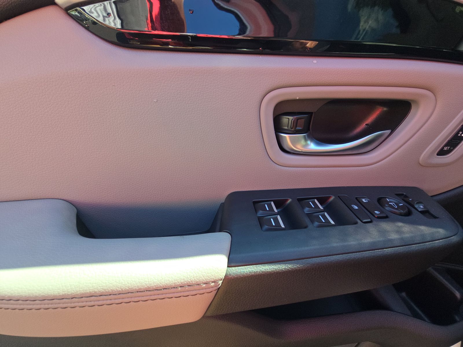 2025 Honda Pilot Touring AWD