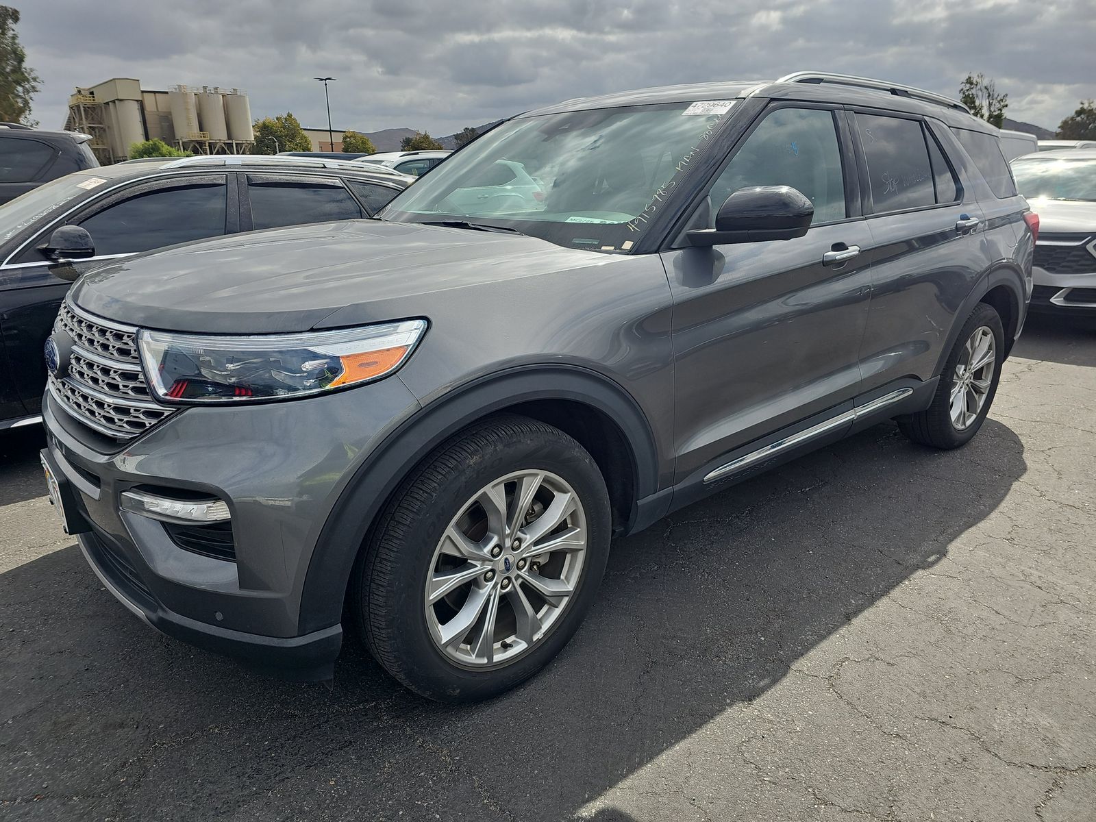 2023 Ford Explorer Limited RWD