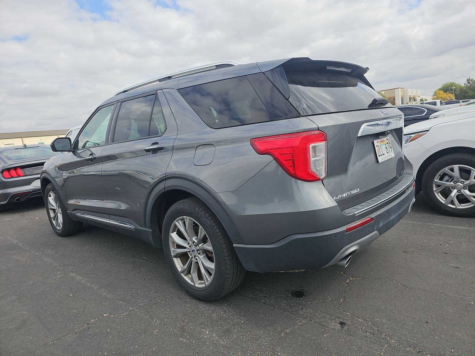 2023 Ford Explorer Limited RWD