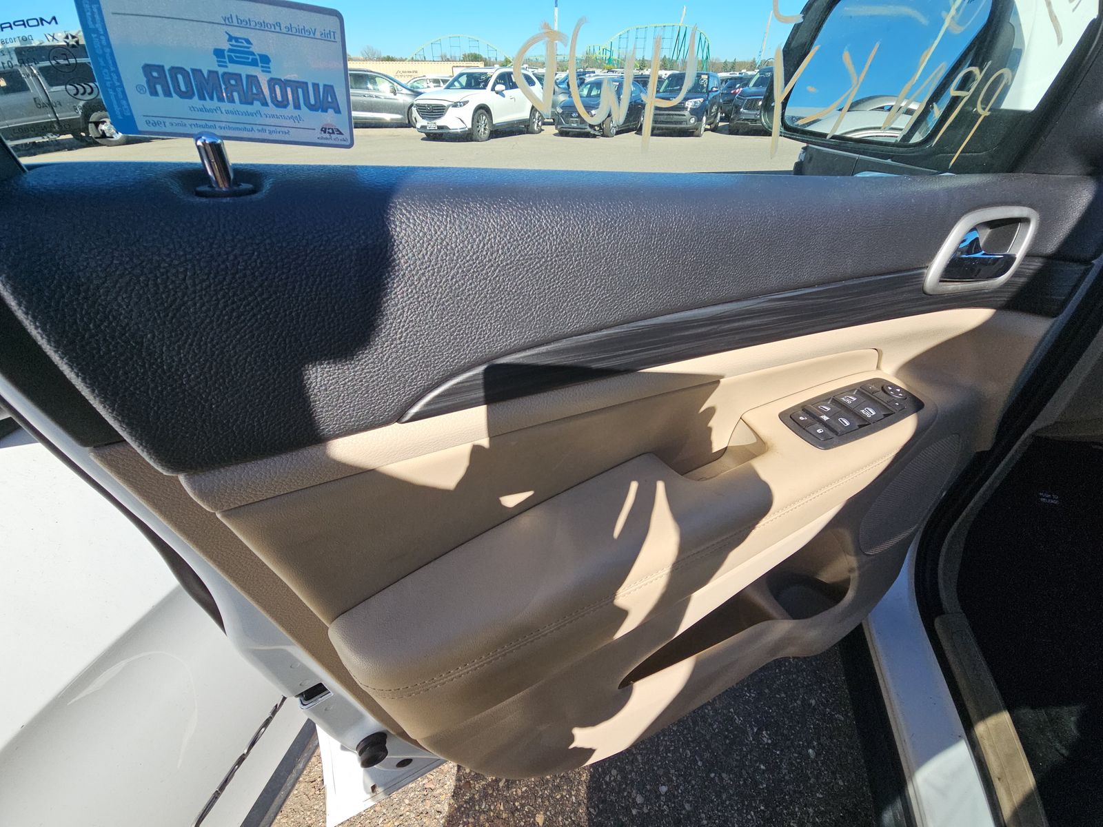 2022 Jeep Grand Cherokee Laredo E AWD