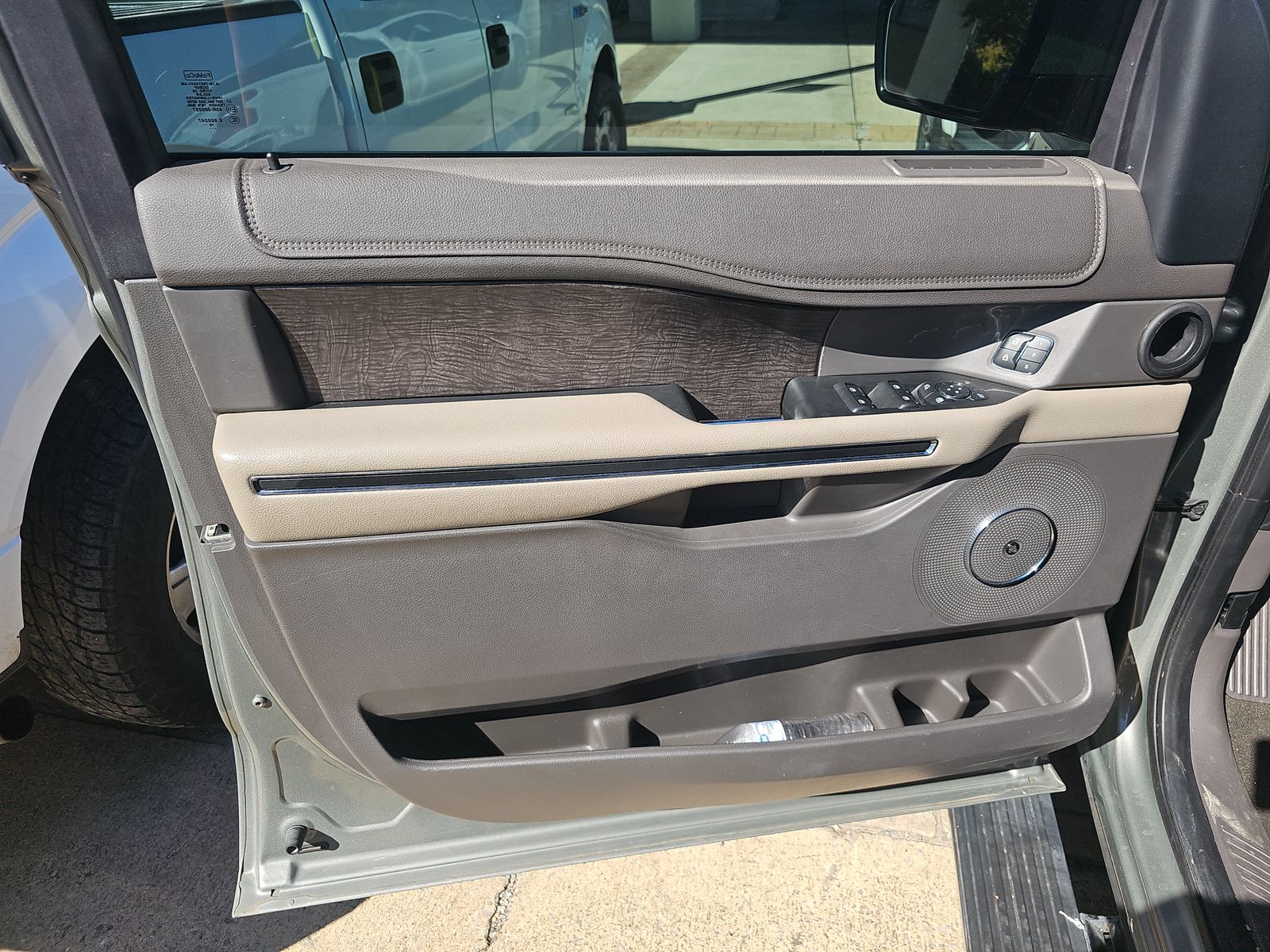 FORD EXPEDITION MAX - 10