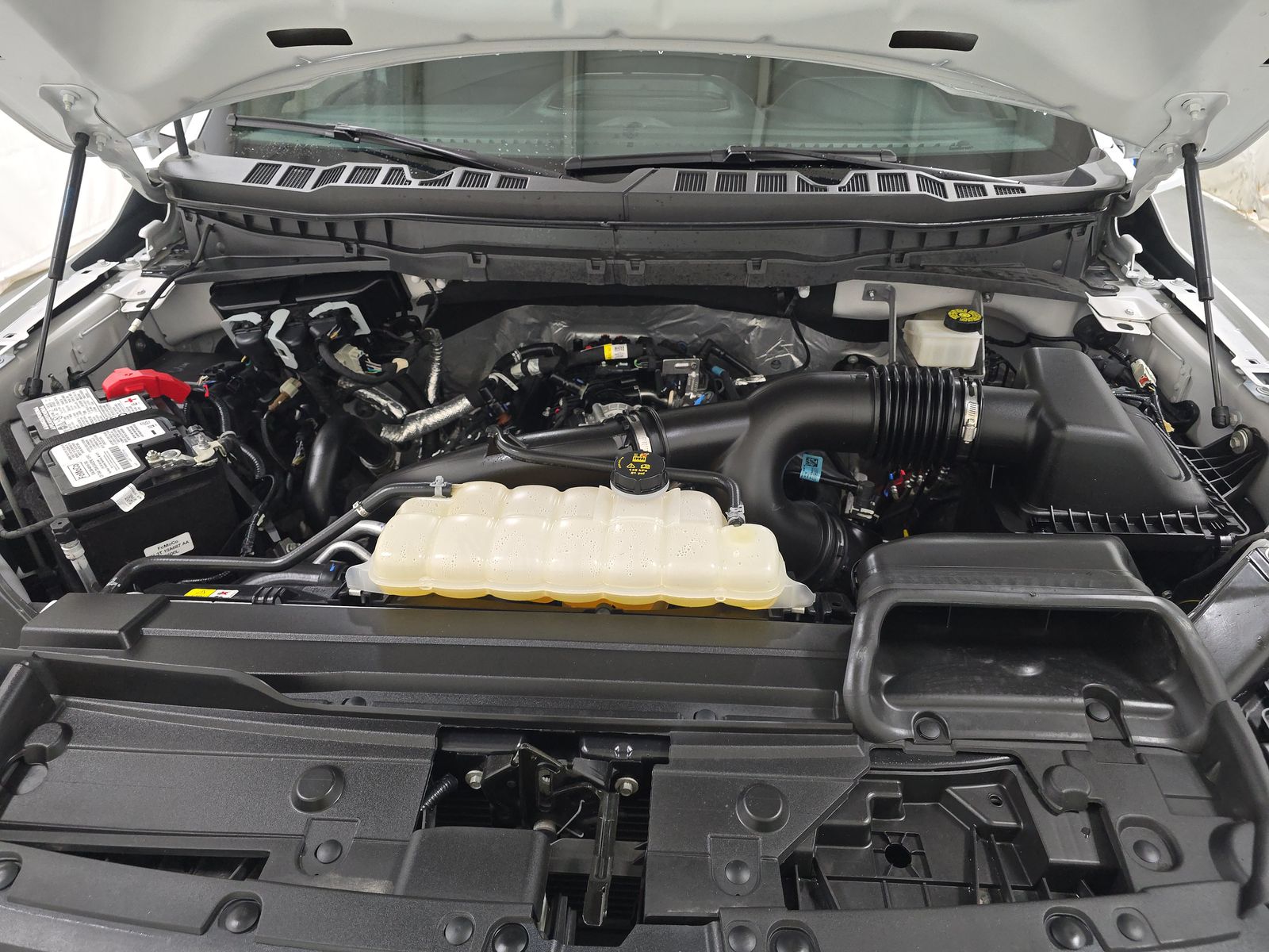 2023 Ford F-150 Lariat AWD