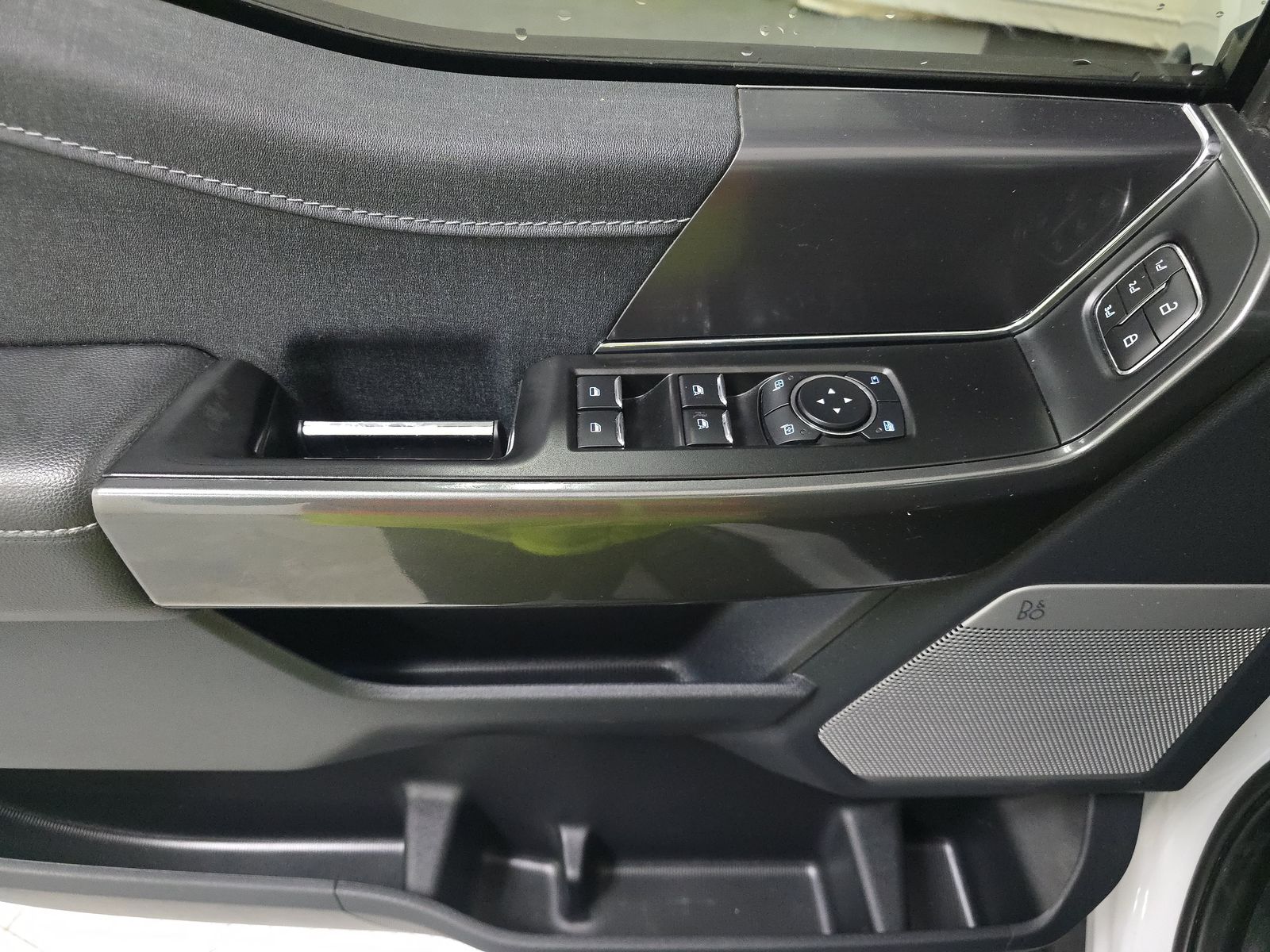 2023 Ford F-150 Lariat AWD