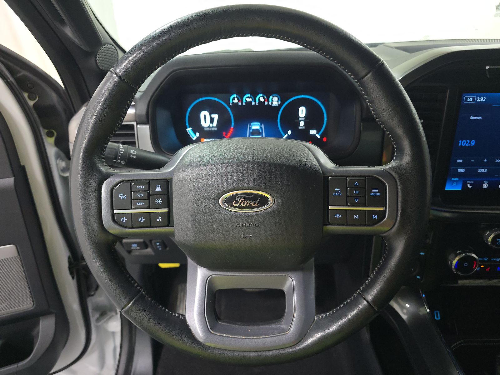 2023 Ford F-150 Lariat AWD