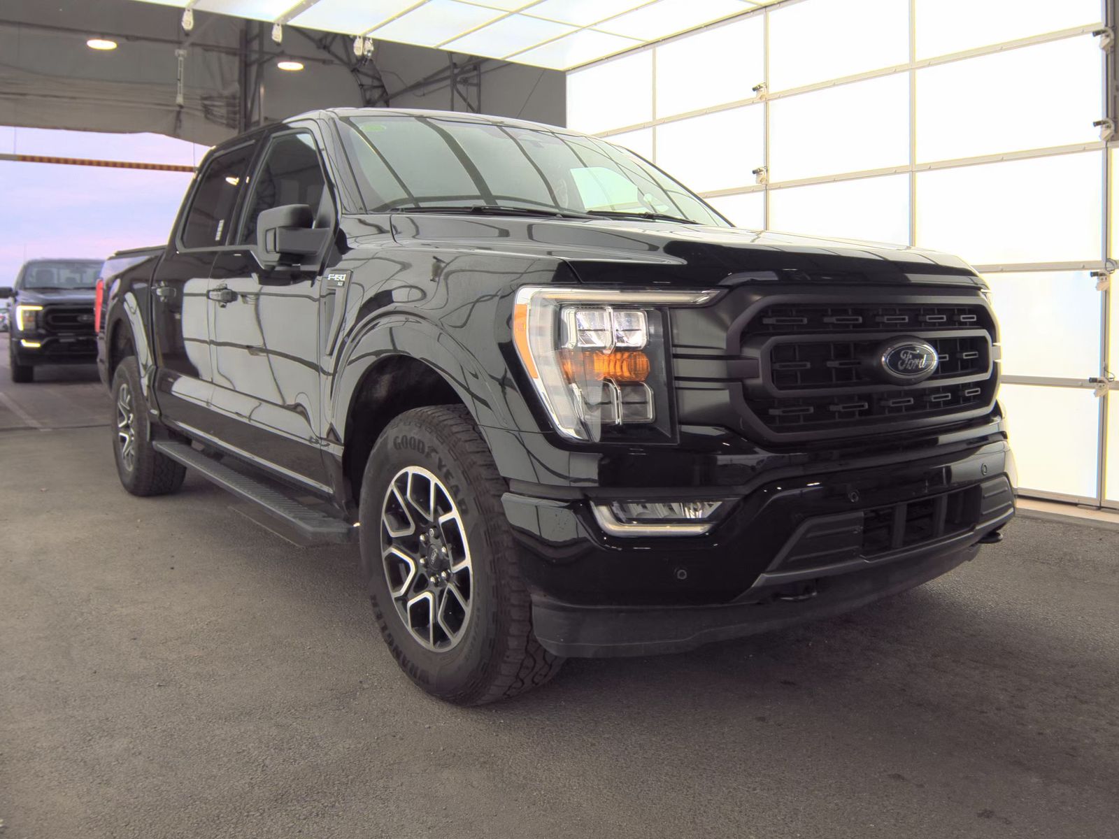2023 Ford F-150 XLT AWD