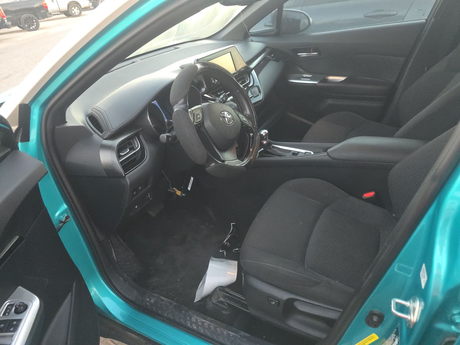 2018 Toyota C-HR XLE Premium FWD