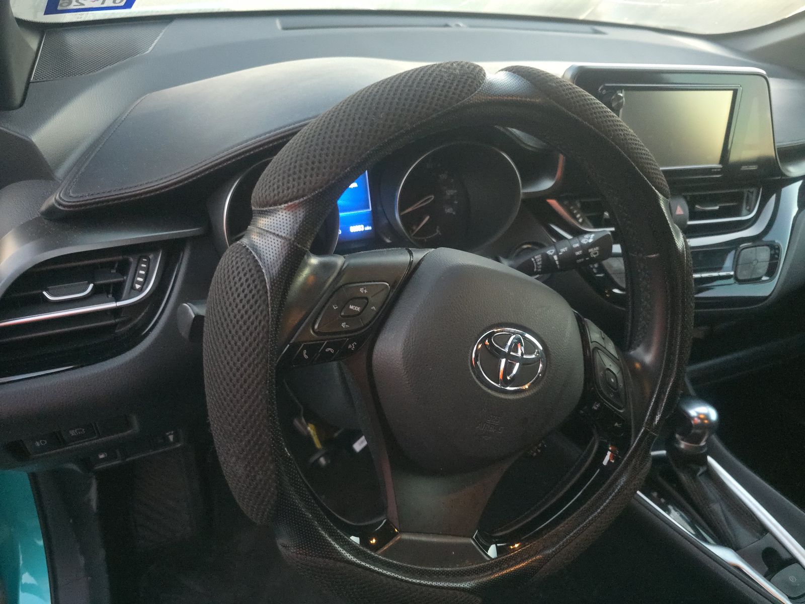 2018 Toyota C-HR XLE Premium FWD