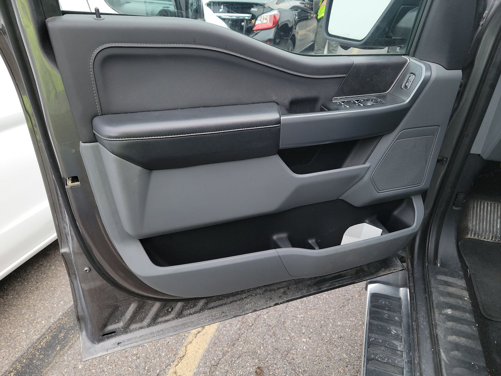 2024 Ford F-150 XLT AWD