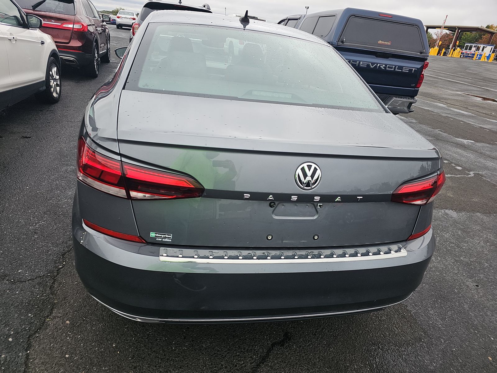 2021 Volkswagen Passat 2.0T SE FWD