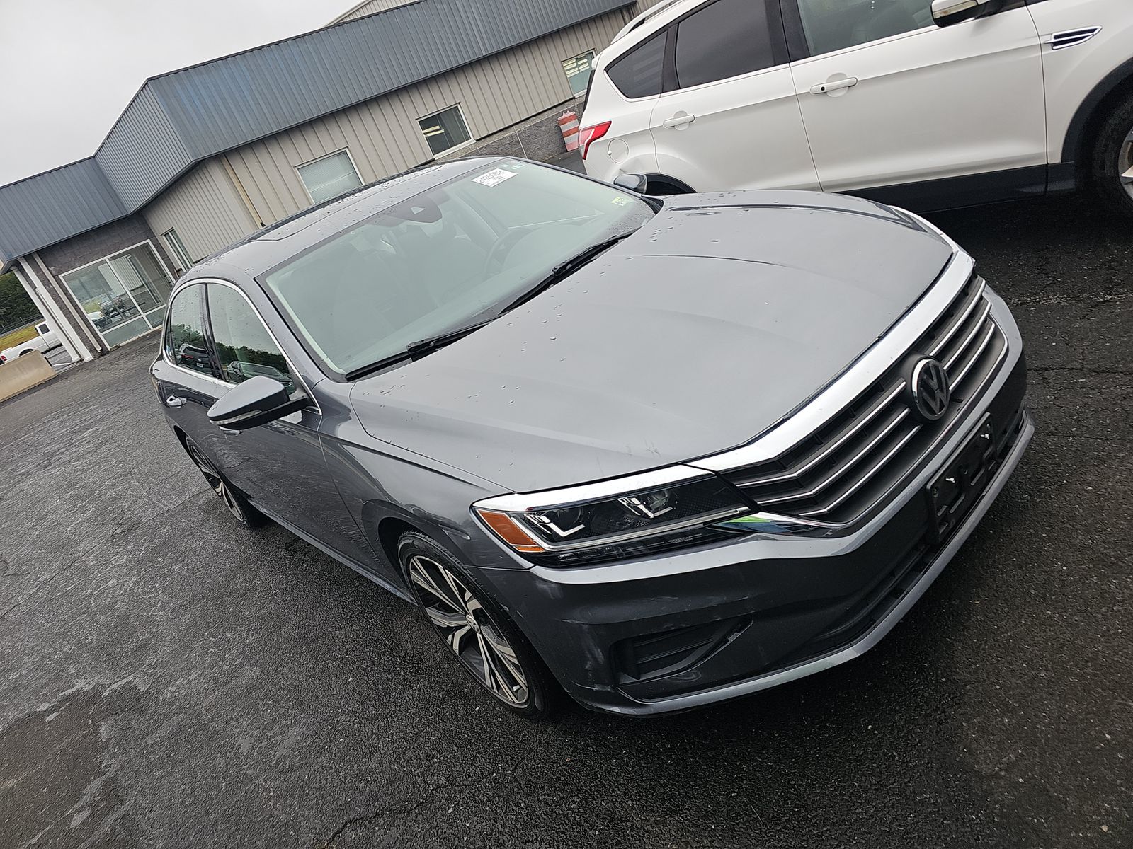 2021 Volkswagen Passat 2.0T SE FWD