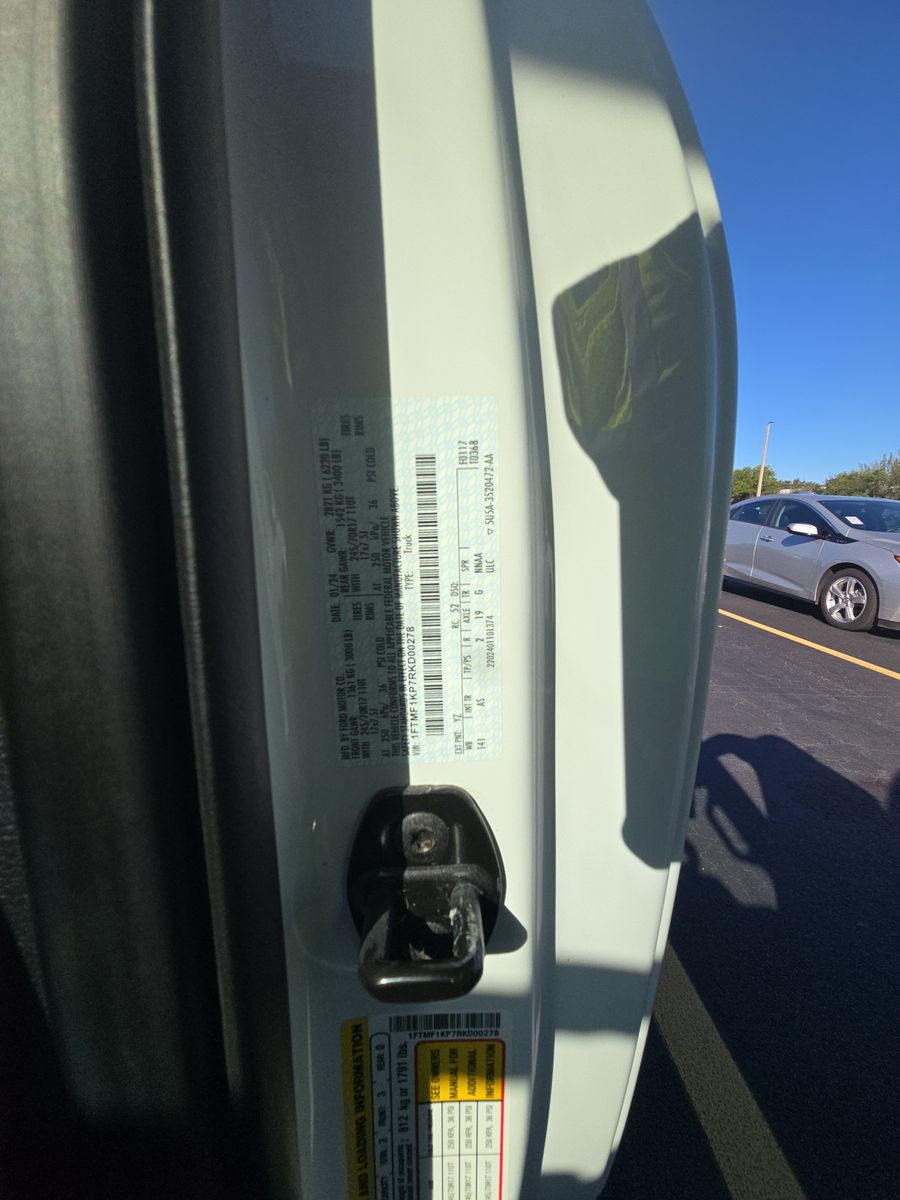 2024 Ford F-150 XL RWD