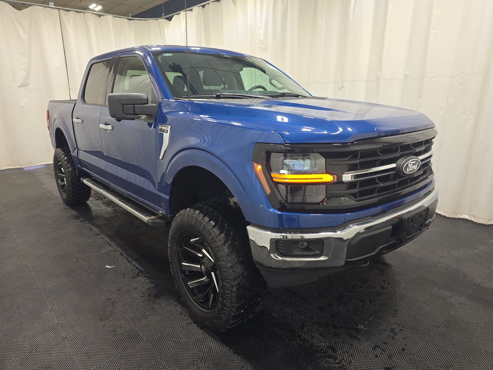 2024 Ford F-150 XLT AWD