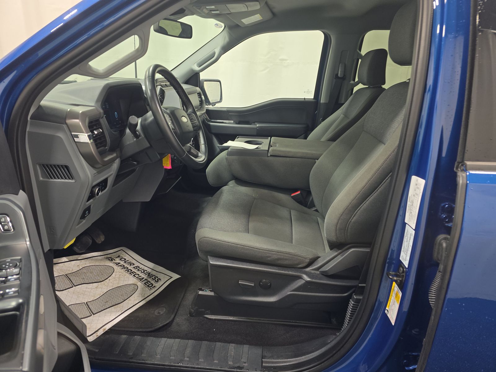 2024 Ford F-150 XLT AWD