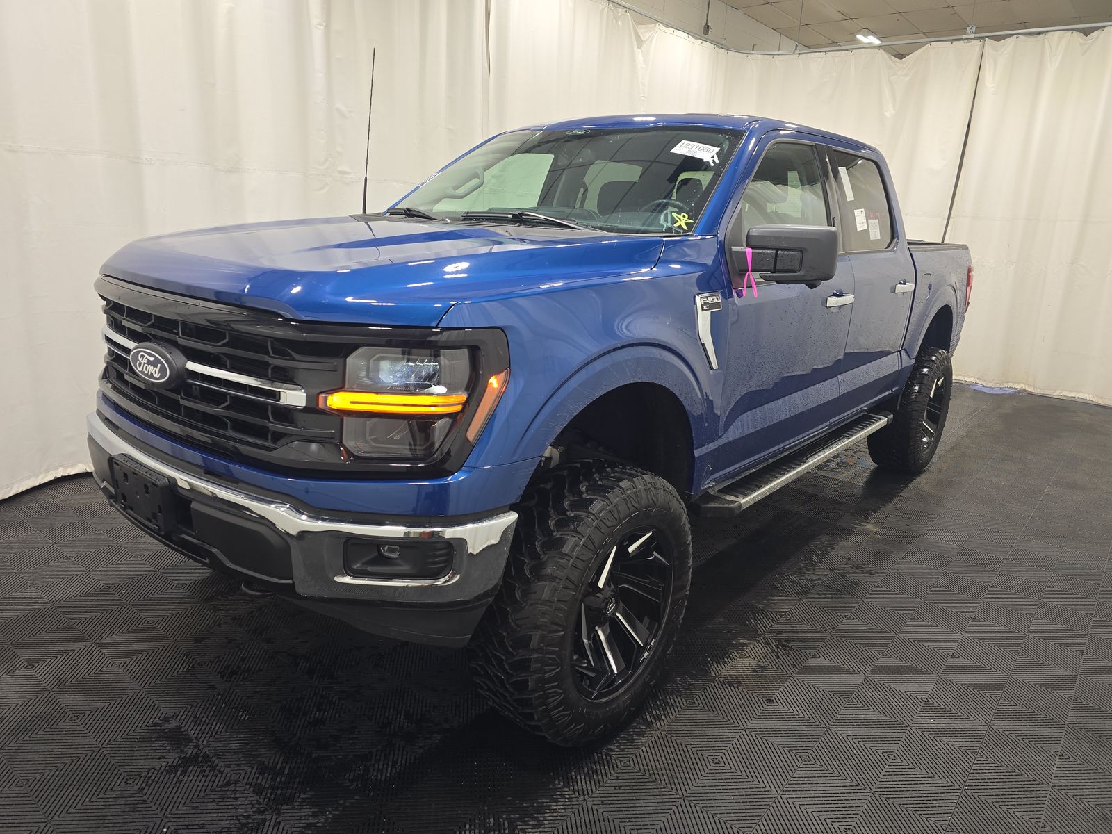 2024 Ford F-150 XLT AWD