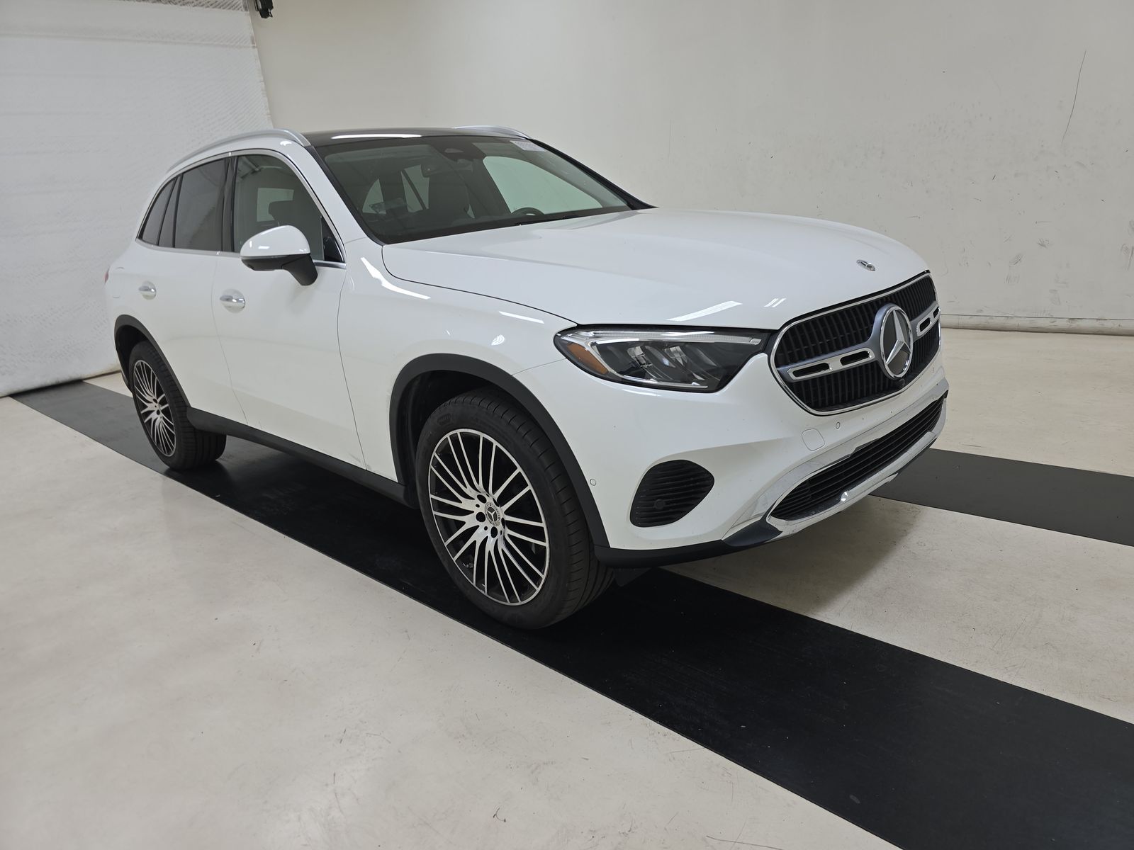 2024 Mercedes-Benz GLC GLC 300 RWD