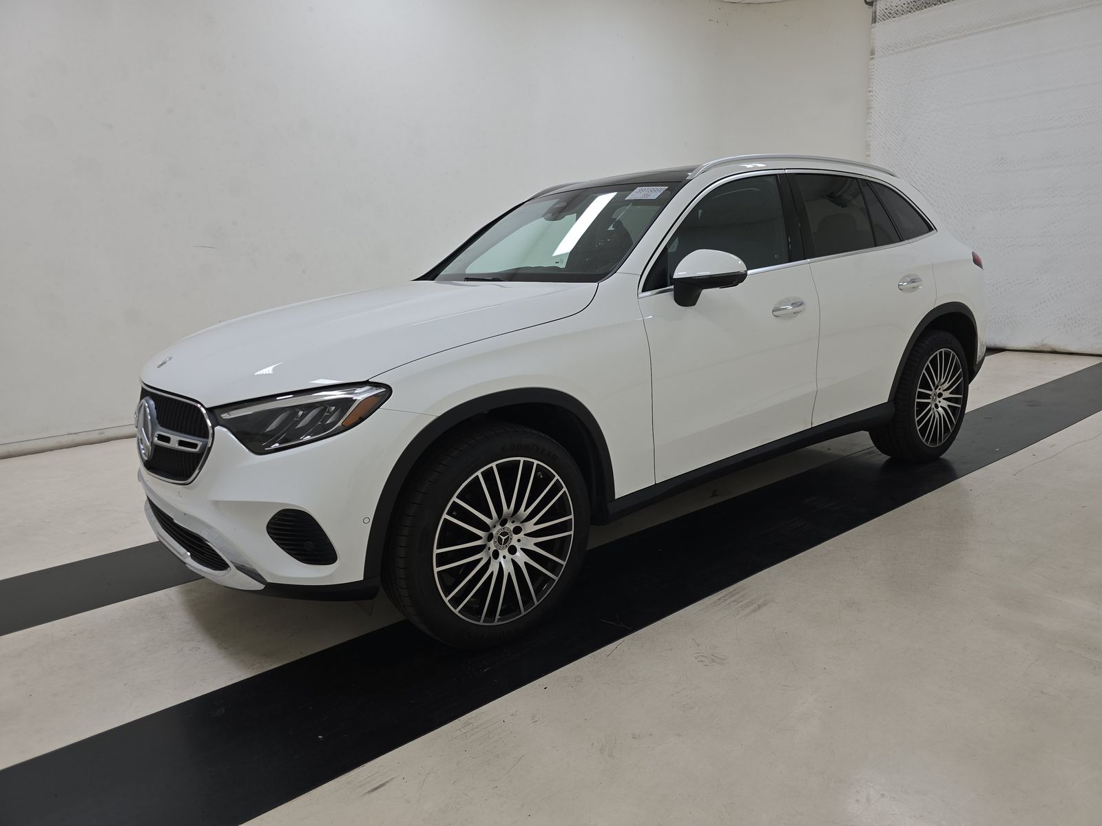 2024 Mercedes-Benz GLC GLC 300 RWD