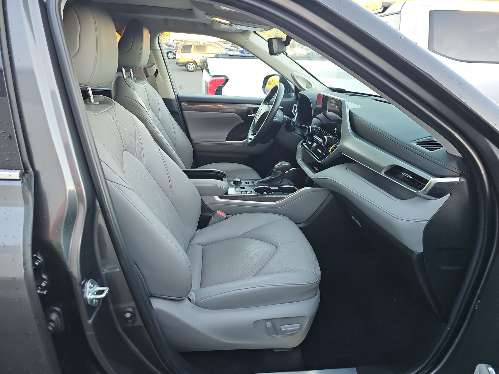 2024 Toyota Highlander Platinum AWD