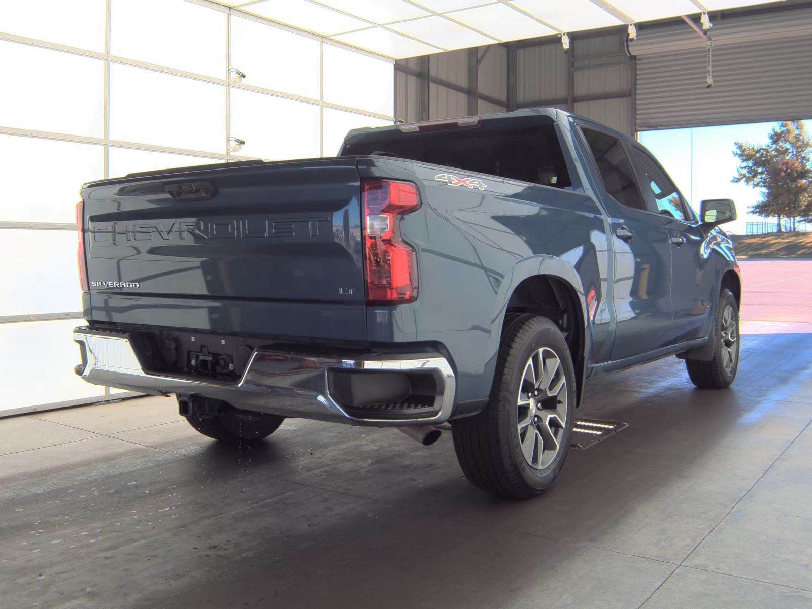 2024 Chevrolet Silverado 1500 LT AWD