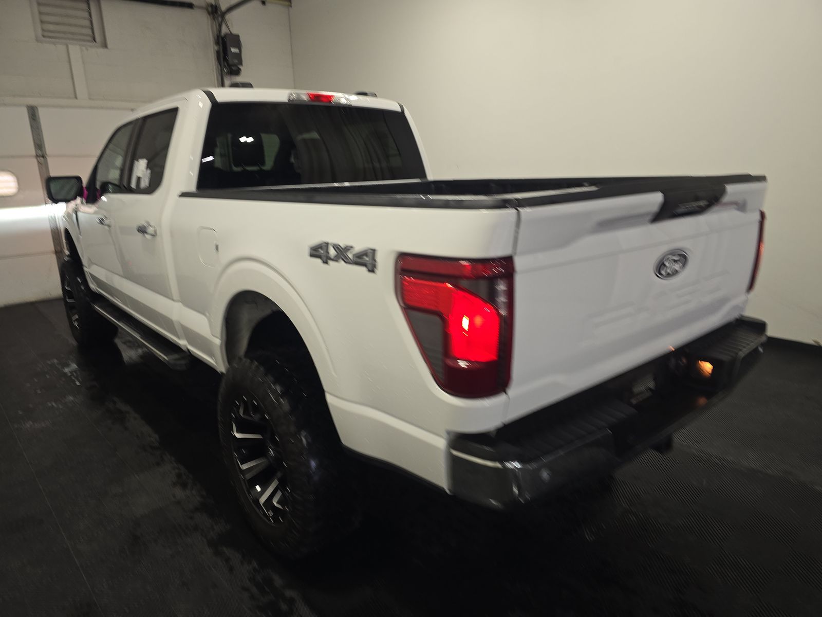 2024 Ford F-150 XLT AWD