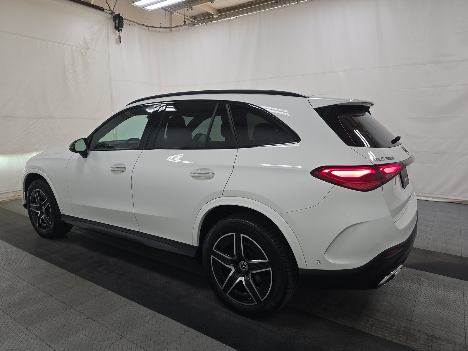 2024 Mercedes-Benz GLC GLC 300 AWD