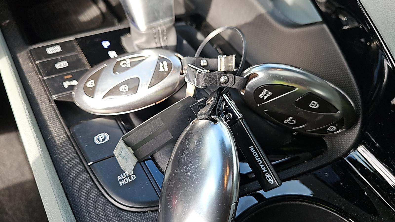 2024 Hyundai Elantra Hybrid Limited FWD