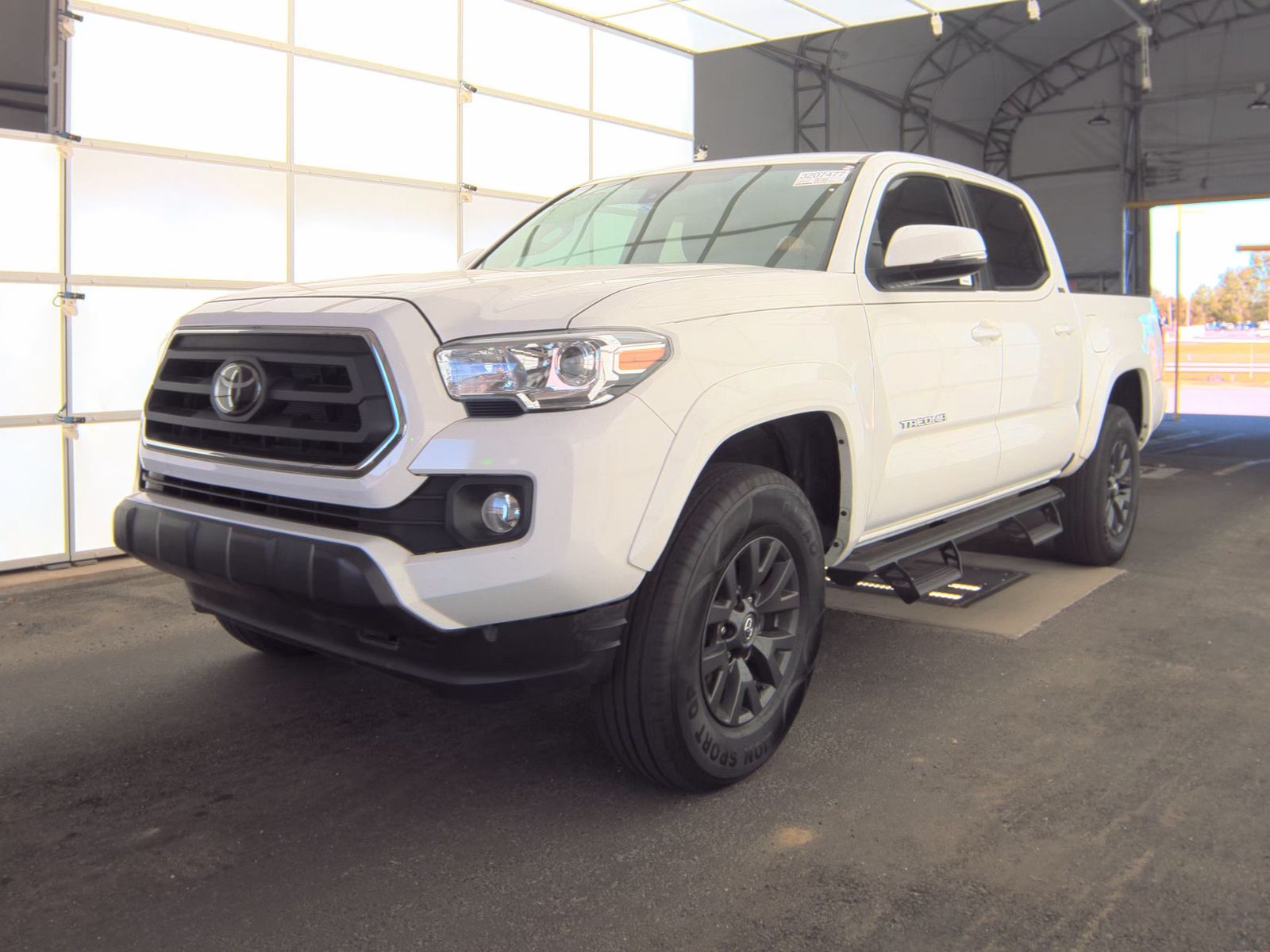2023 Toyota Tacoma SR5 AWD