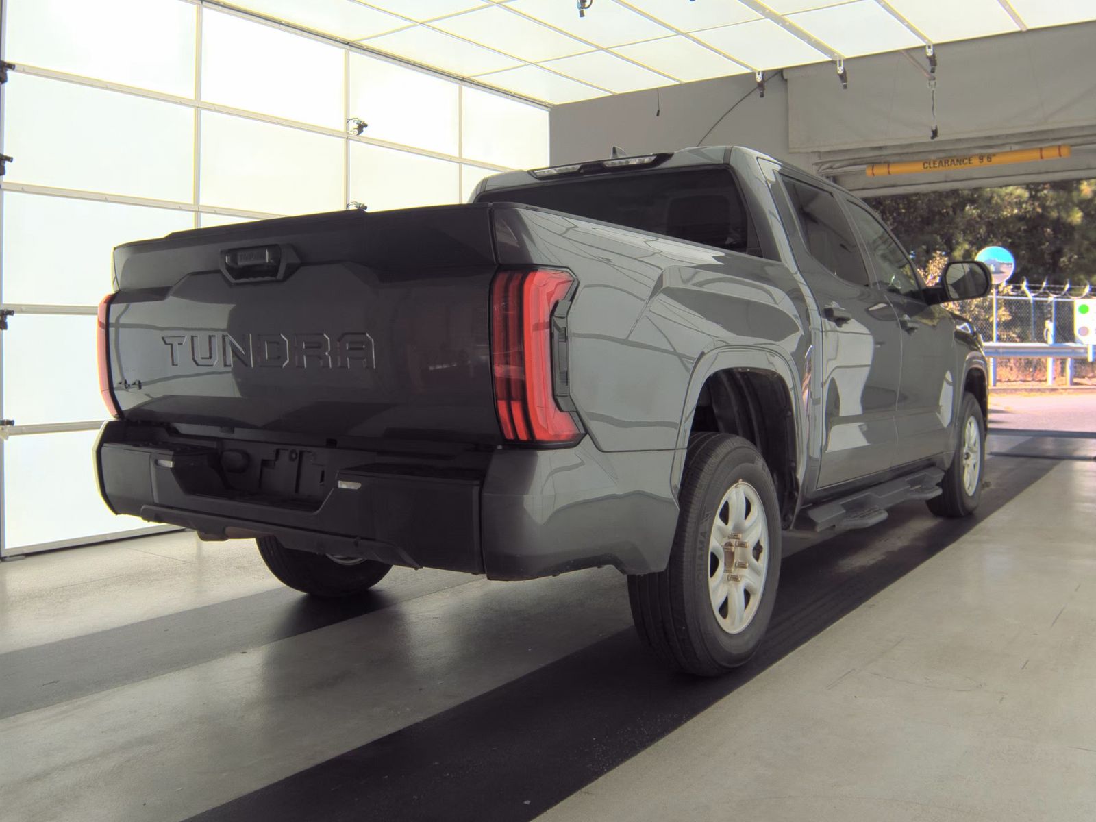 2024 Toyota Tundra SR AWD