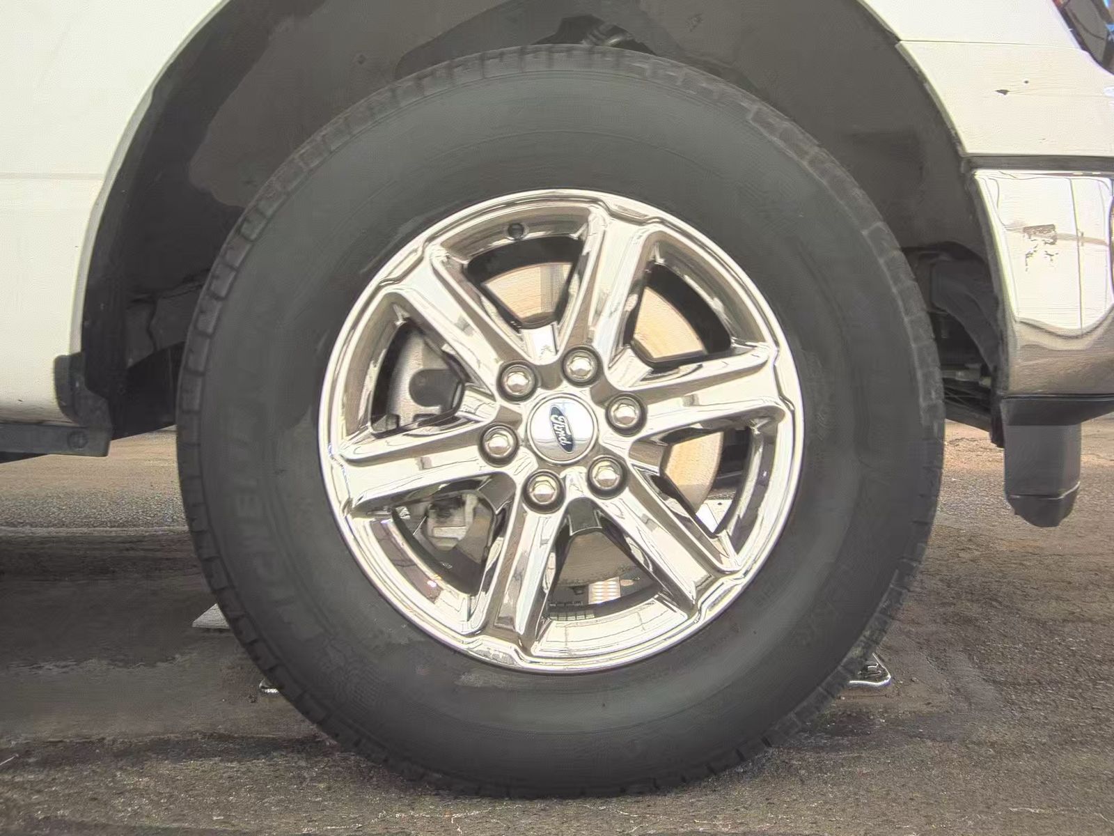 2024 Ford F-150 XLT AWD