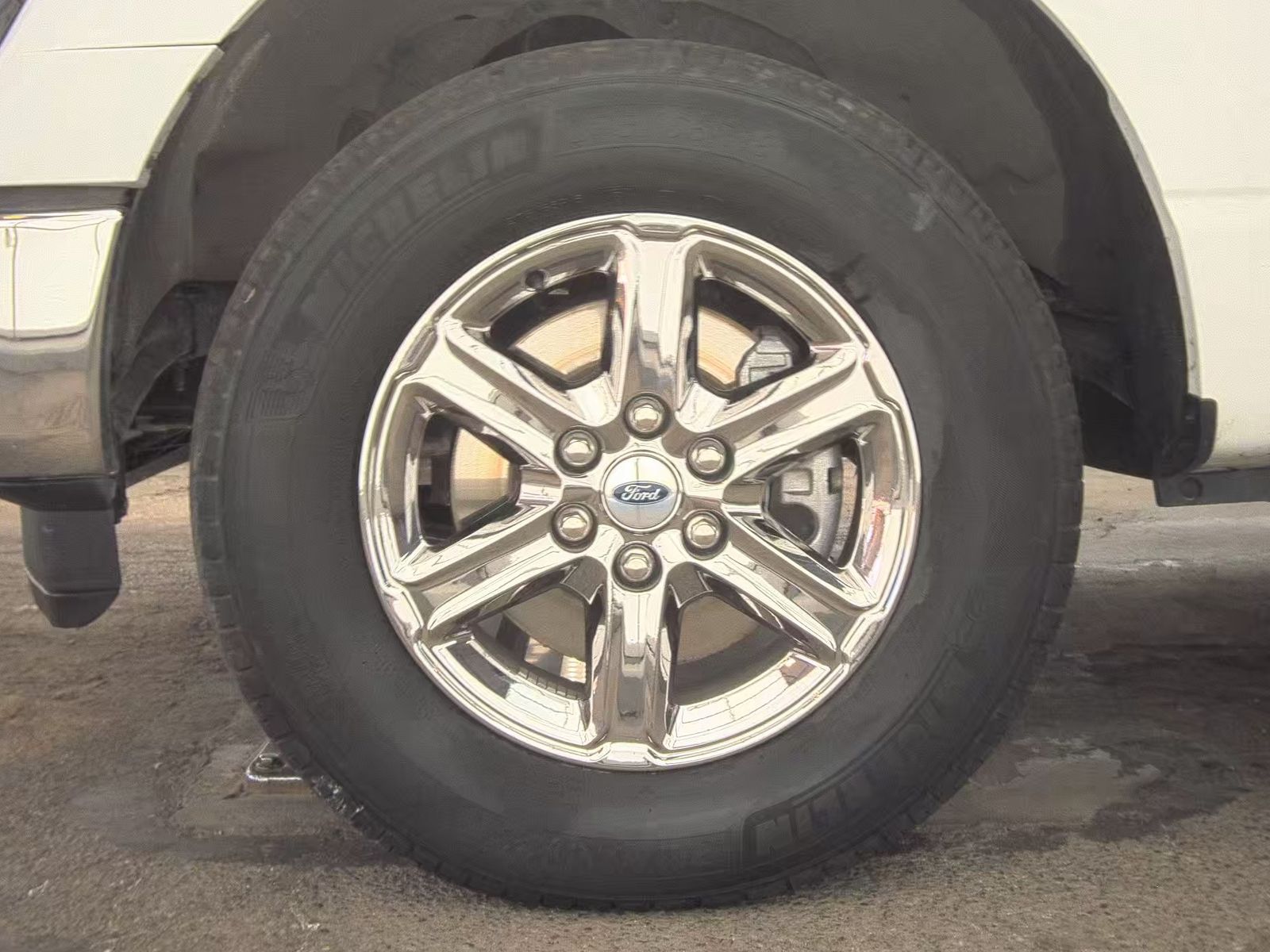 2024 Ford F-150 XLT AWD