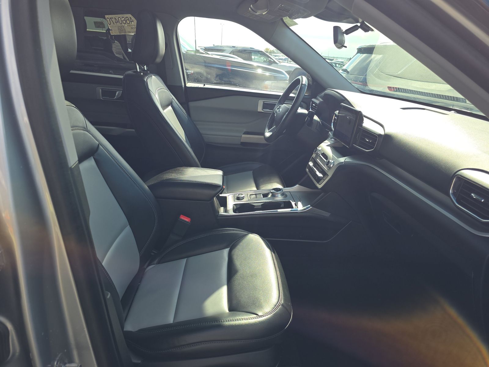 2022 Ford Explorer XLT AWD