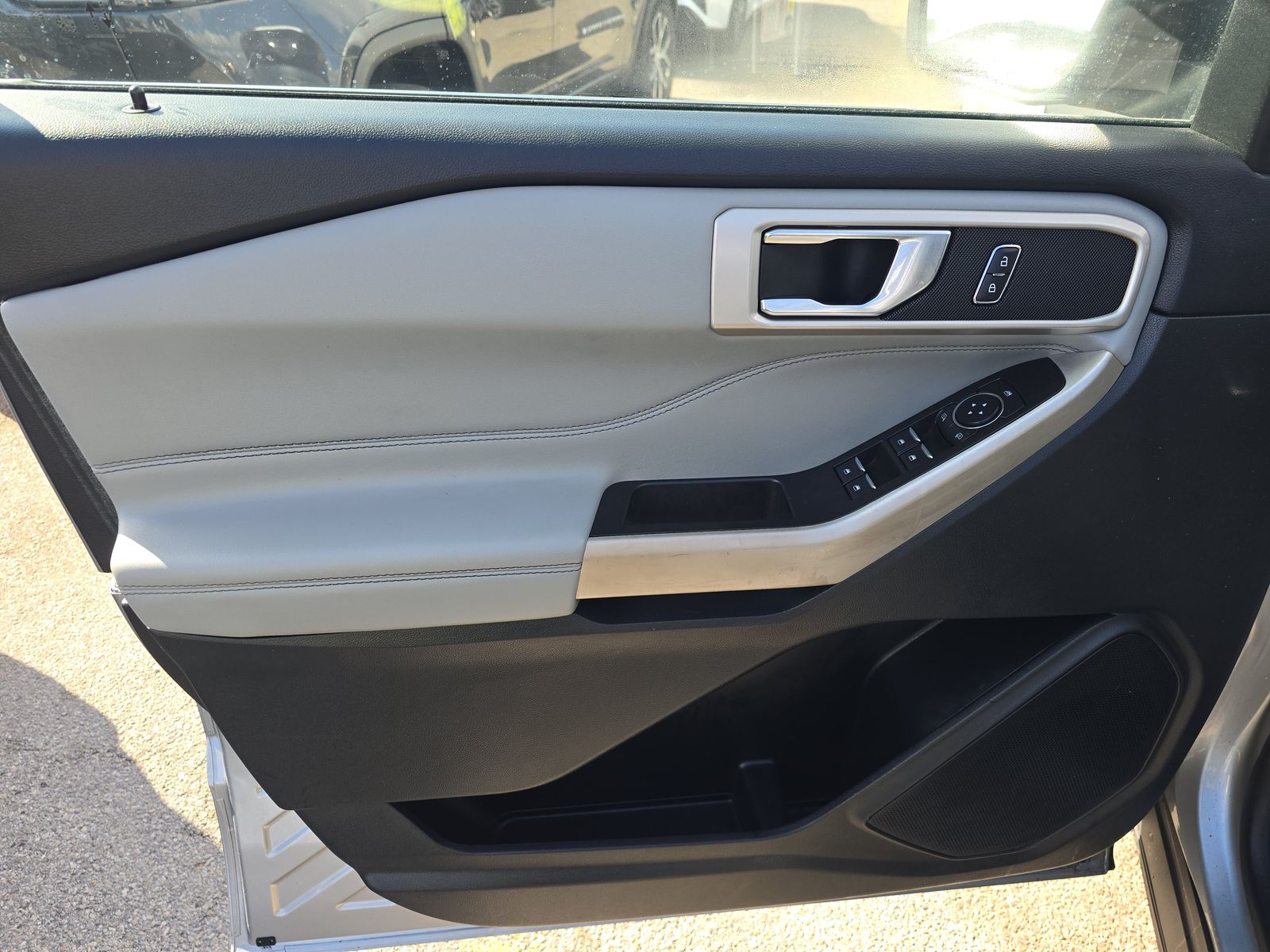 2022 Ford Explorer XLT AWD