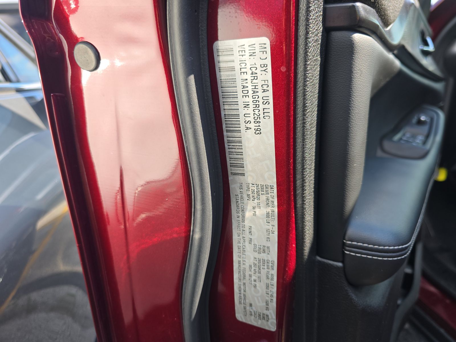 2024 Jeep Grand Cherokee Altitude AWD