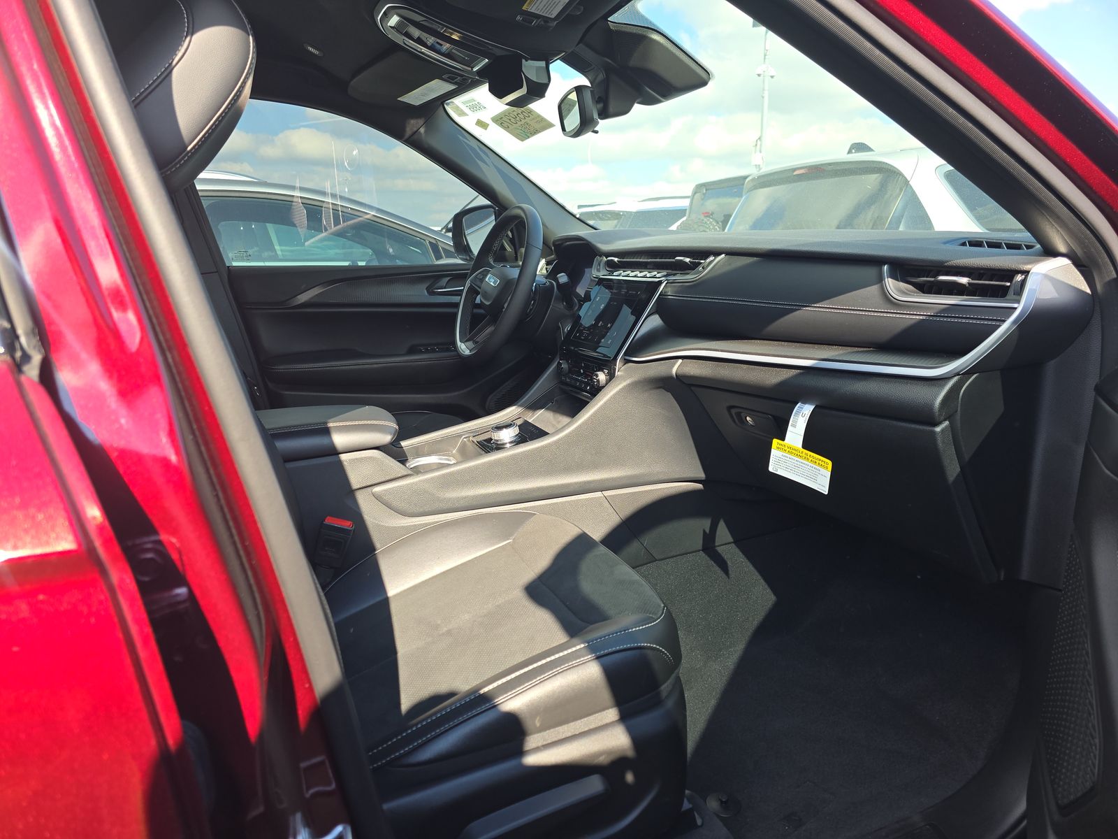 2024 Jeep Grand Cherokee Altitude AWD